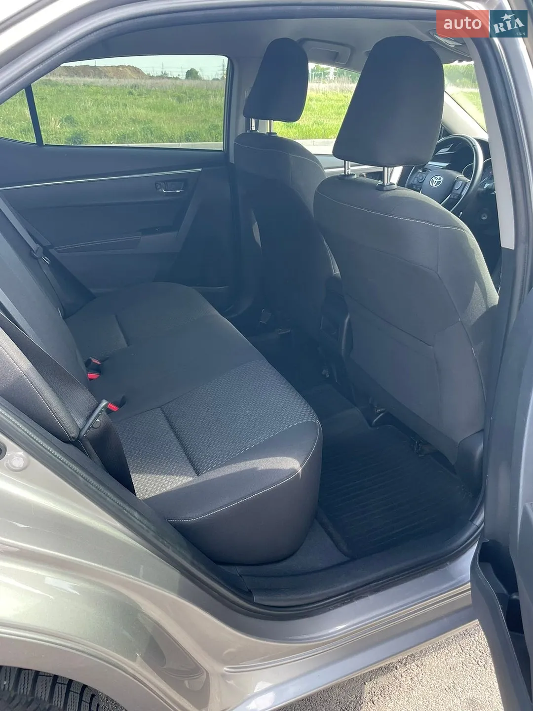 2015 Toyota Corolla - мініатюра 7