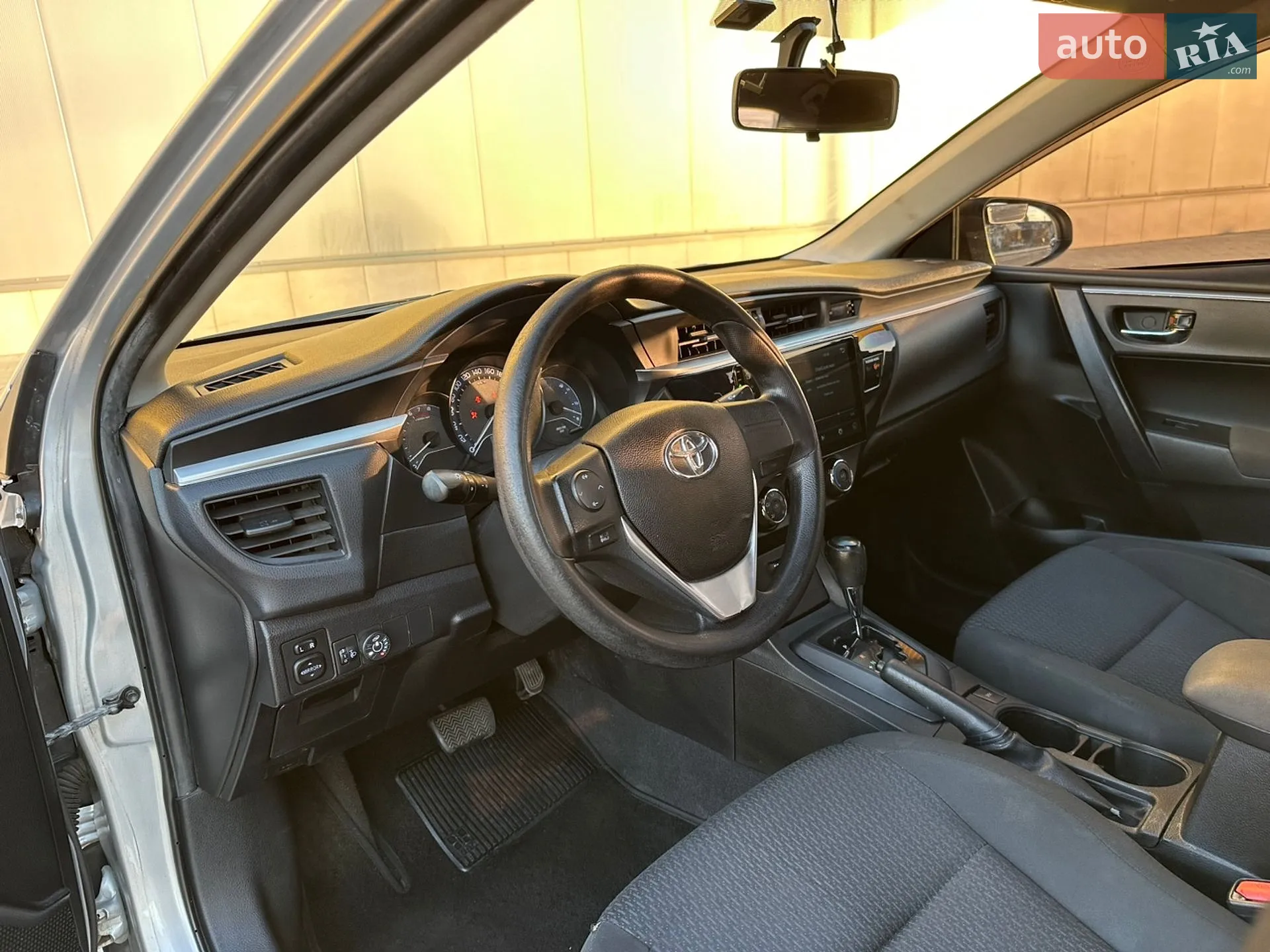 2014 Toyota Corolla - мініатюра 16