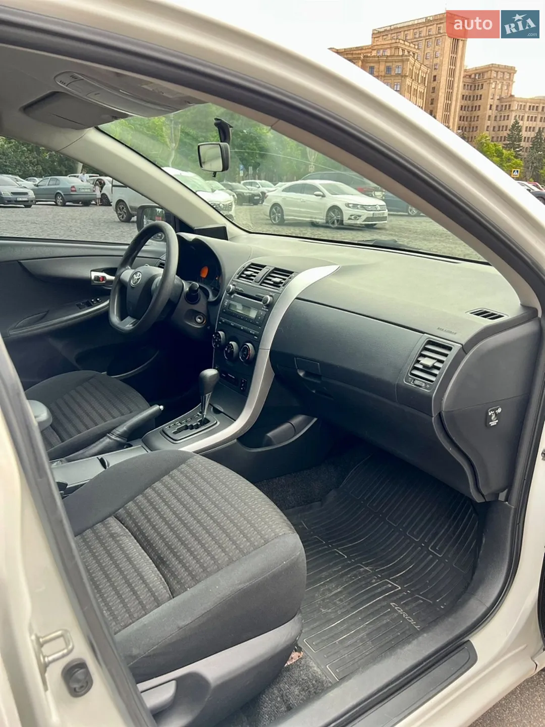2011 Toyota Corolla - мініатюра 29