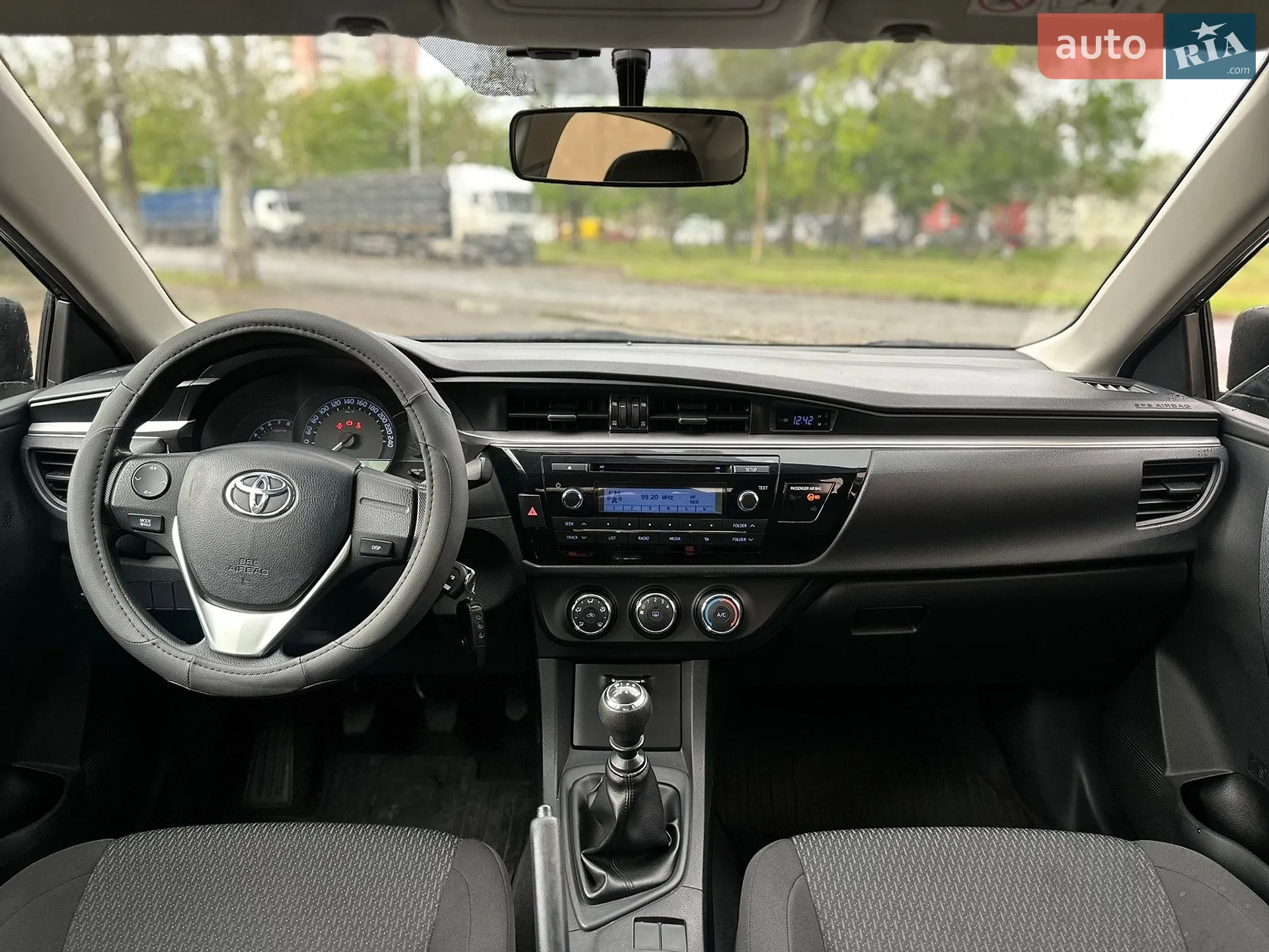 2013 Toyota Corolla - мініатюра 24