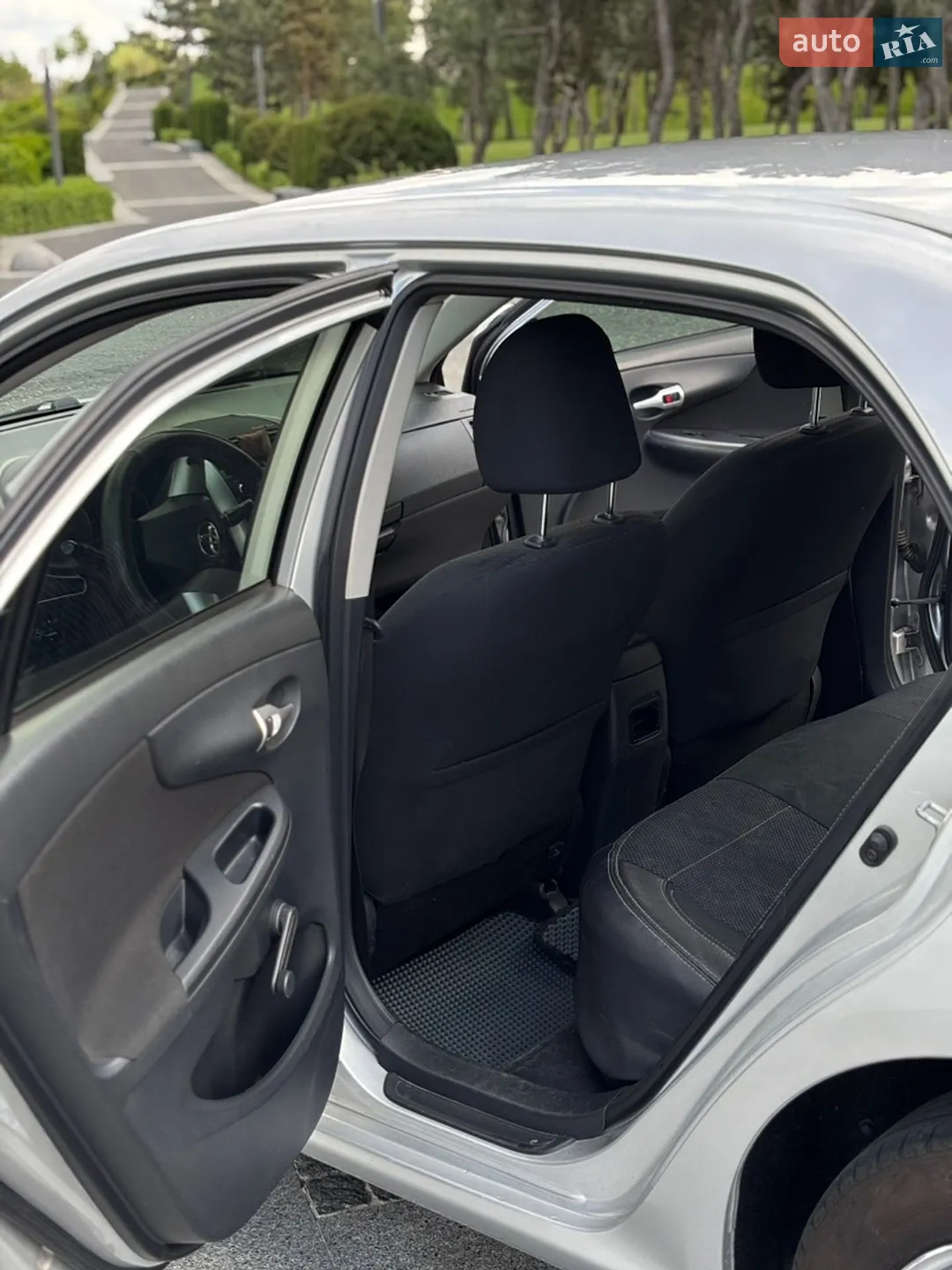 2011 Toyota Corolla - мініатюра 14
