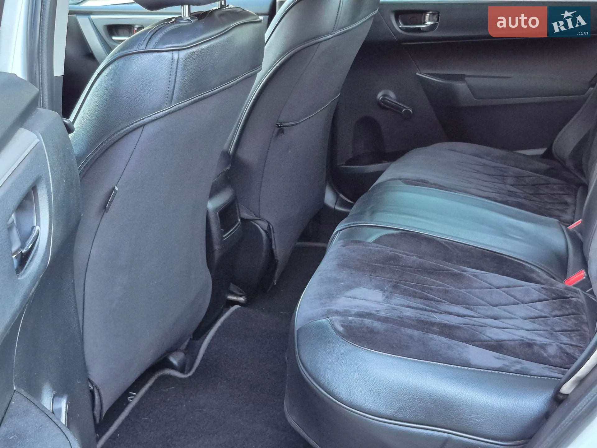 2013 Toyota Corolla - мініатюра 42