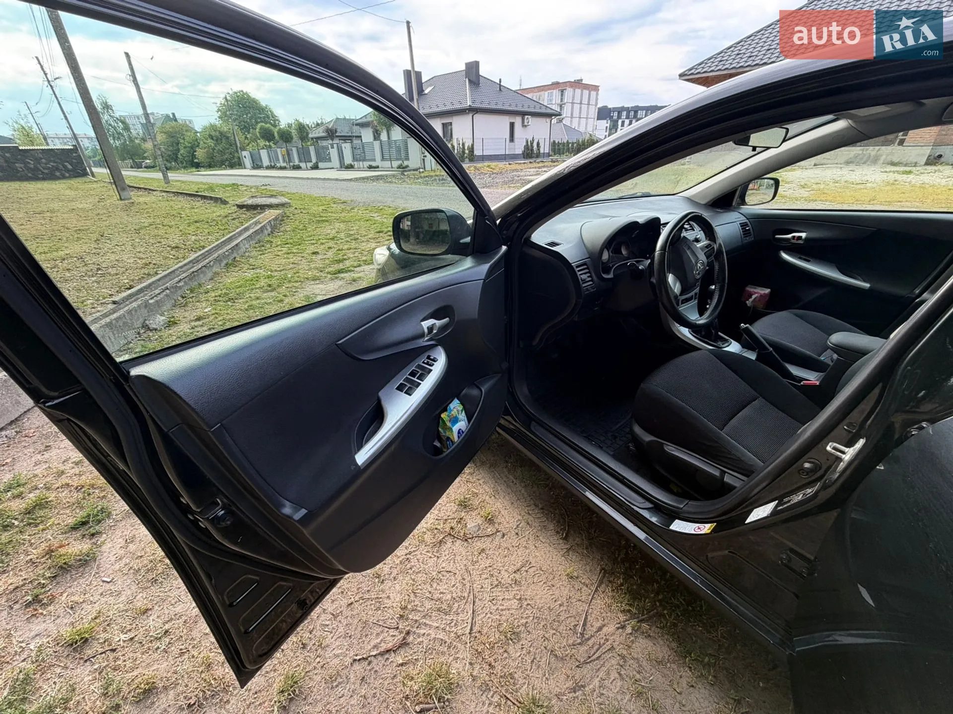 2010 Toyota Corolla - мініатюра 12