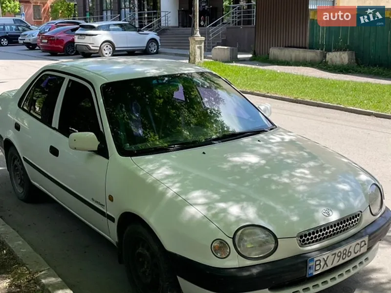 Toyota Corolla 1998