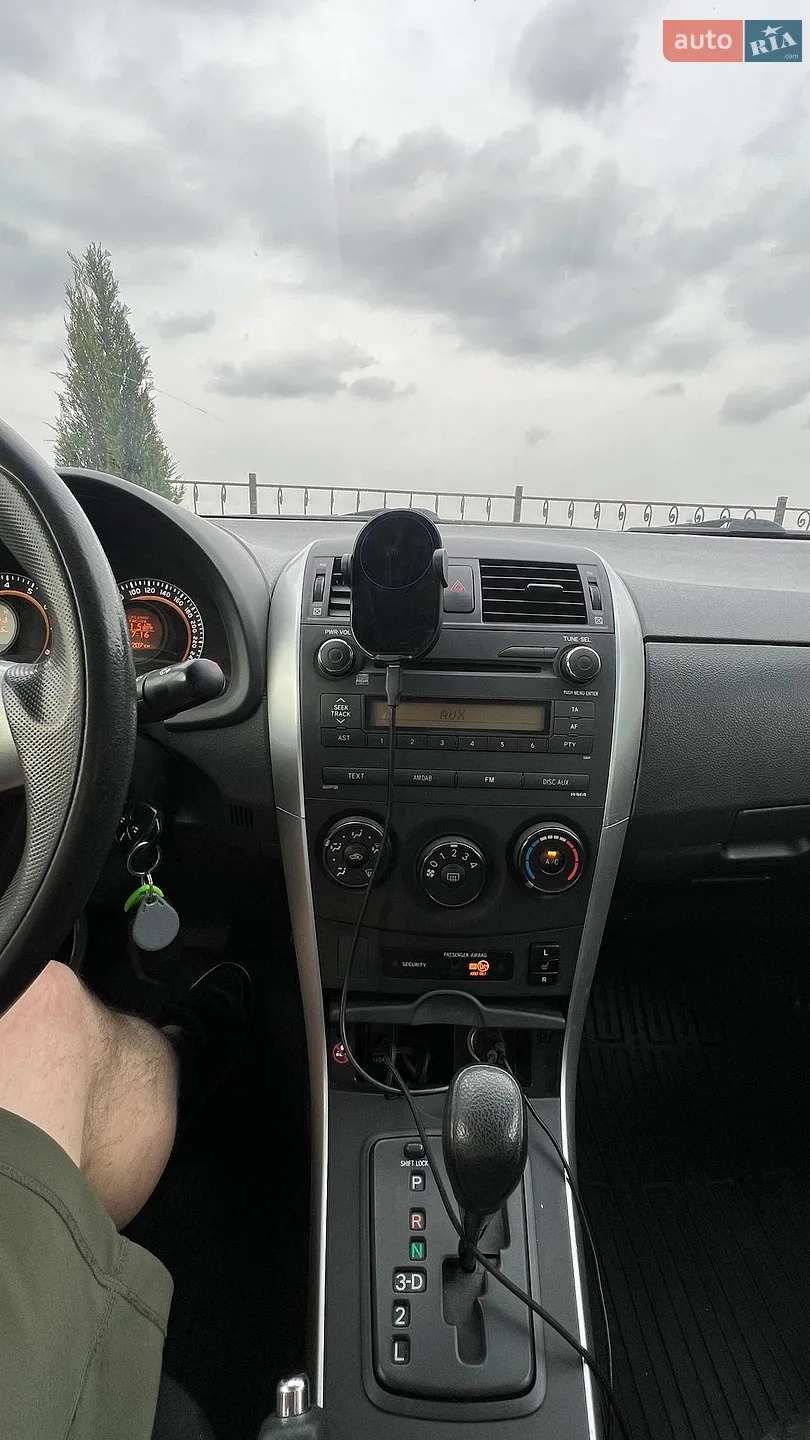 2012 Toyota Corolla - мініатюра 8