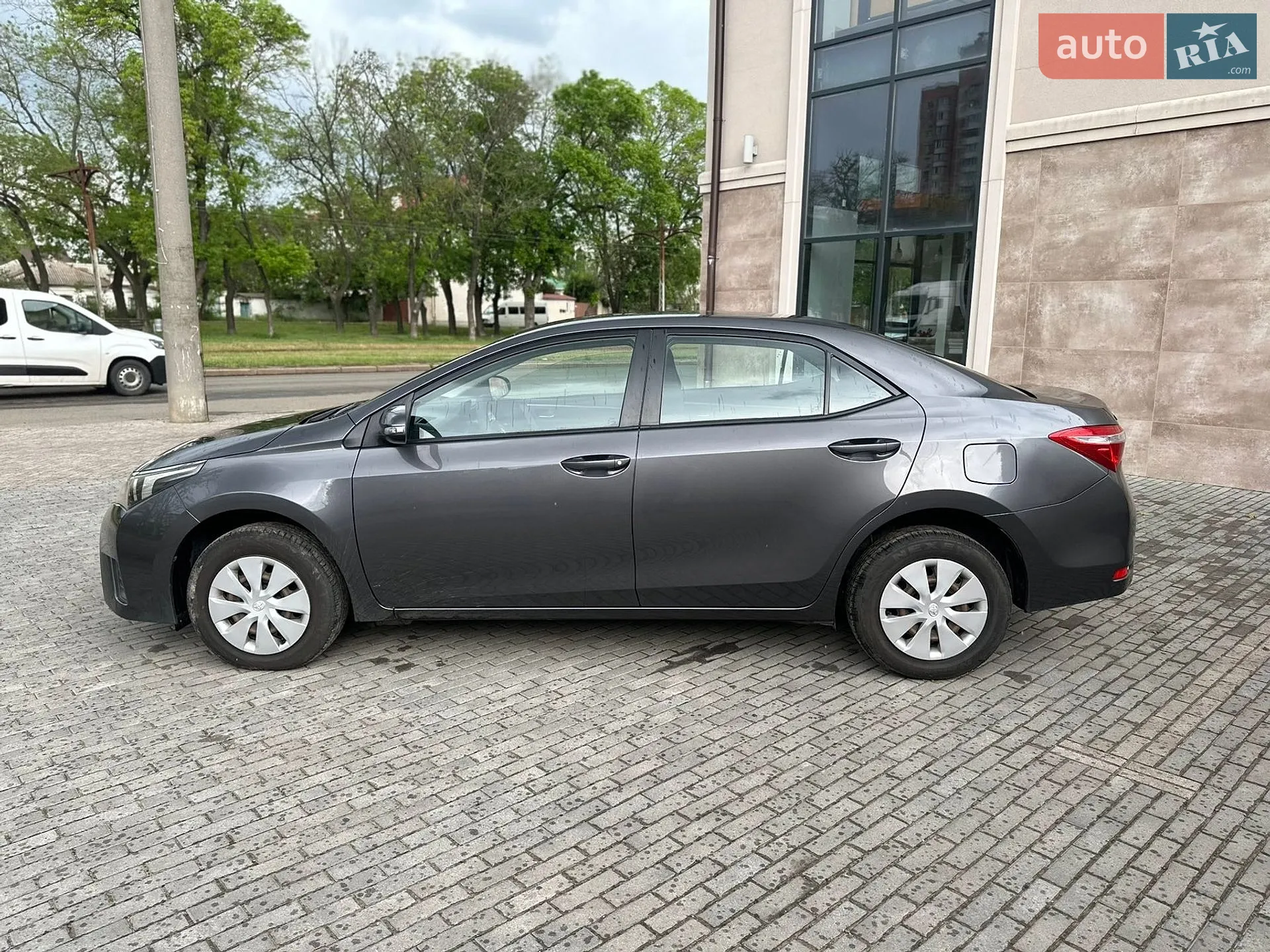 2013 Toyota Corolla - мініатюра 16