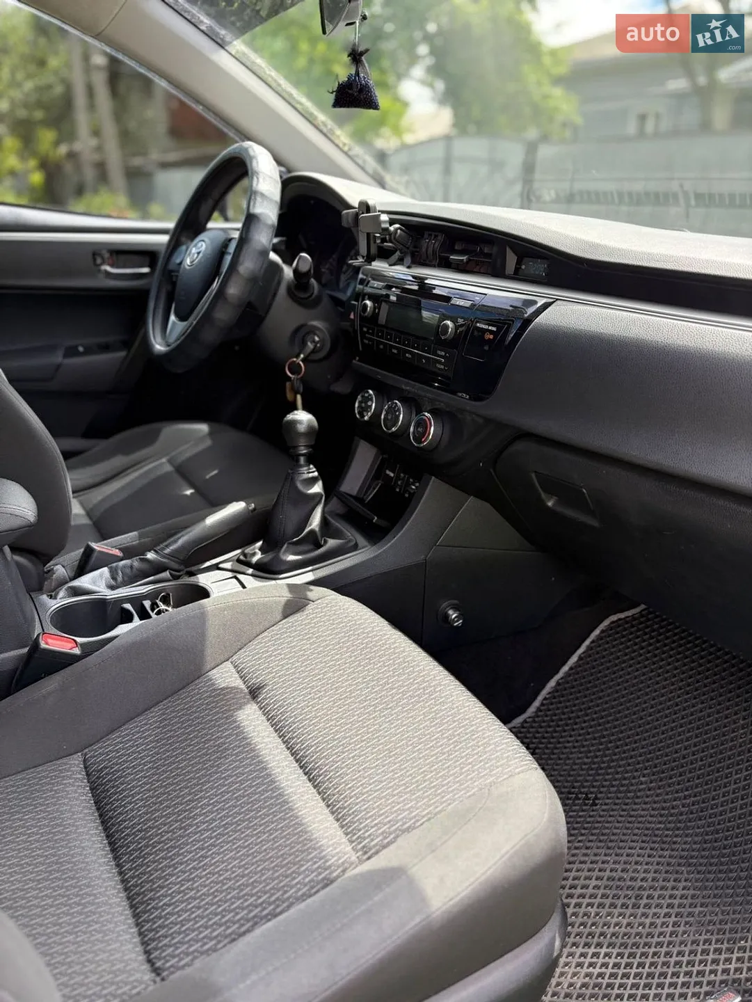 2015 Toyota Corolla - мініатюра 9