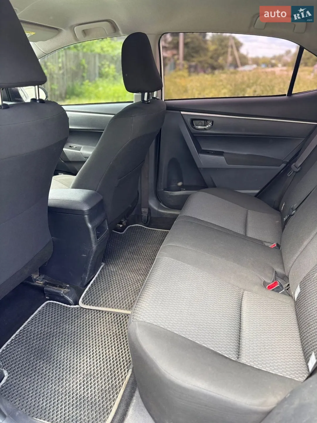 2015 Toyota Corolla - мініатюра 10