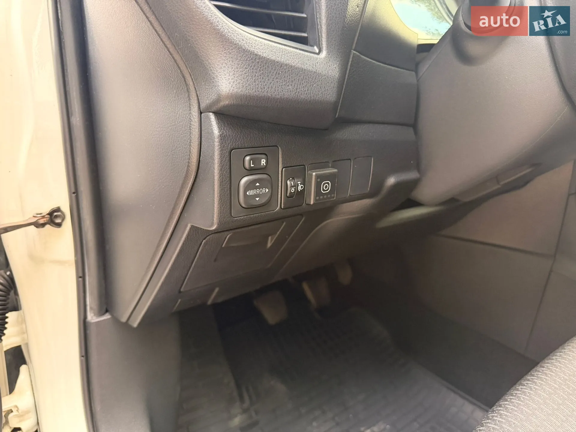 2016 Toyota Corolla - мініатюра 18