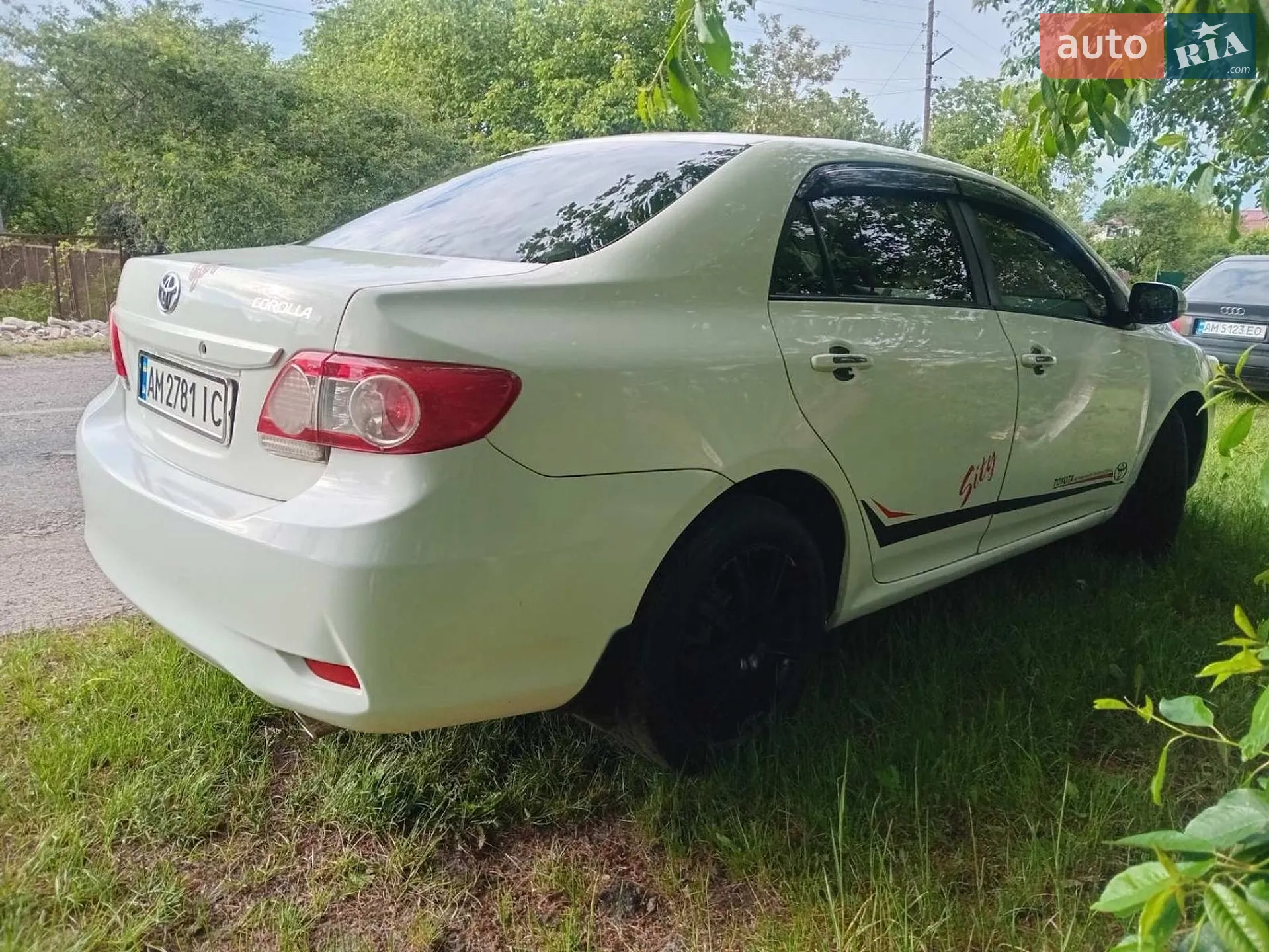 2010 Toyota Corolla - мініатюра 14