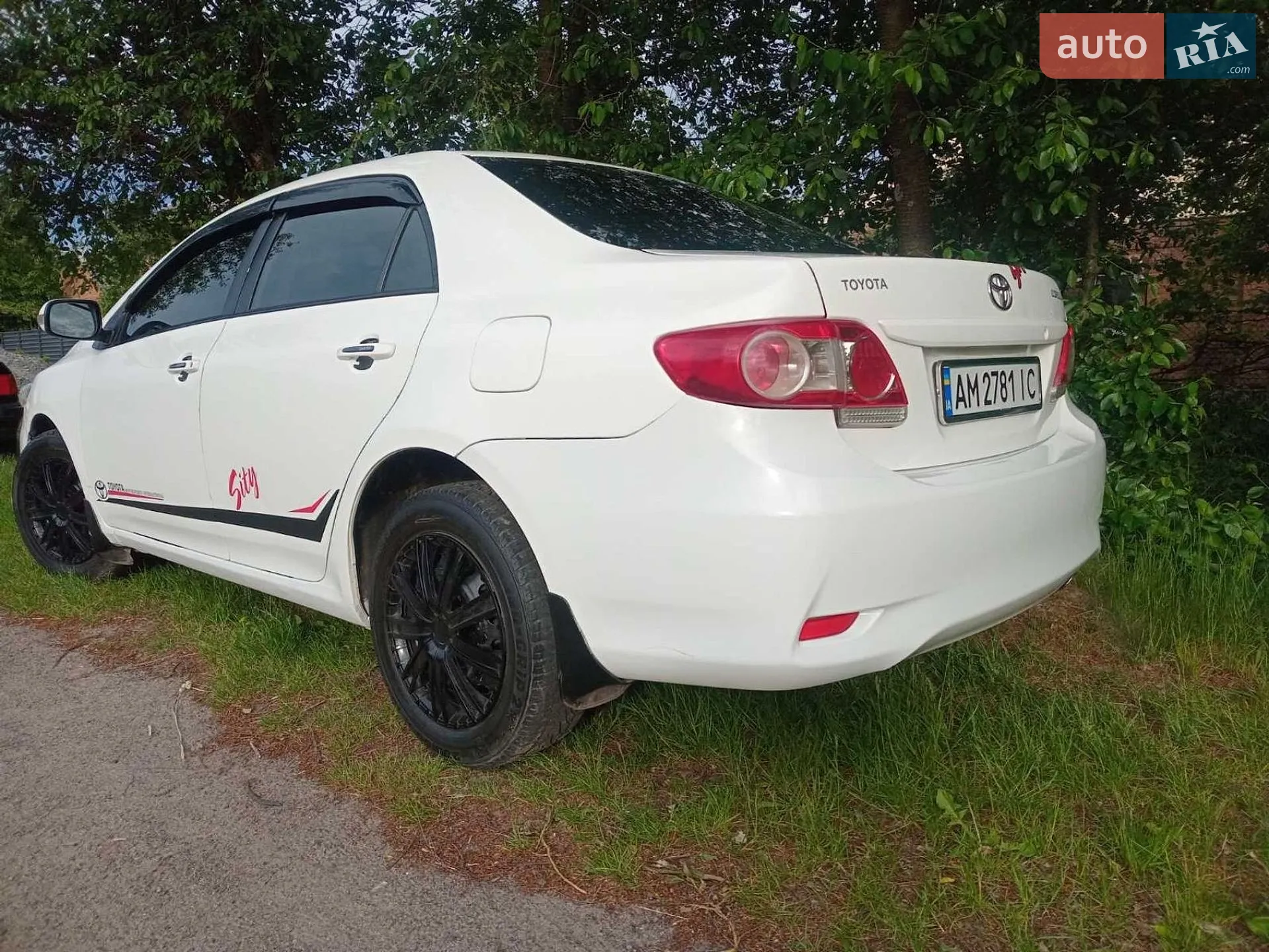 2010 Toyota Corolla - мініатюра 17