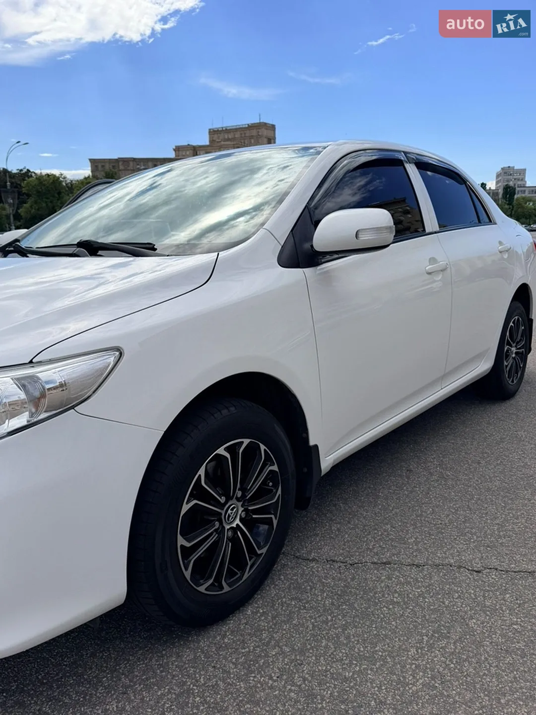 2011 Toyota Corolla - мініатюра 16
