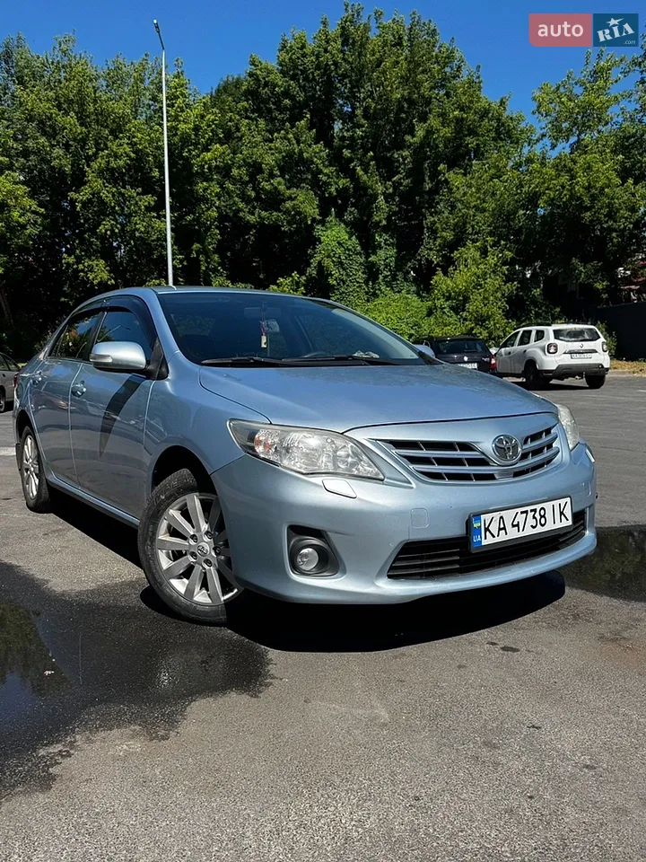 2010 Toyota Corolla - мініатюра 4