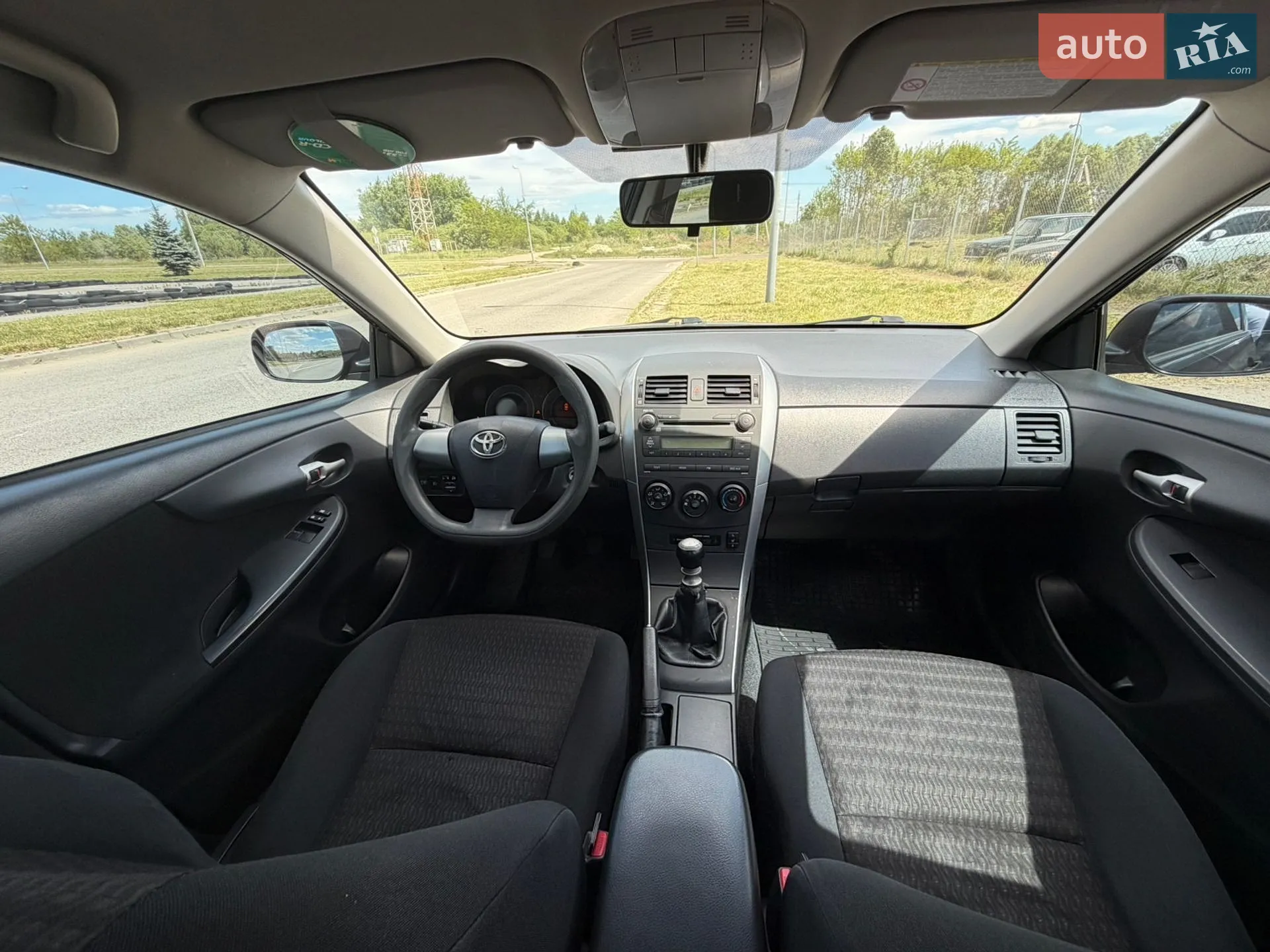 2010 Toyota Corolla - мініатюра 7