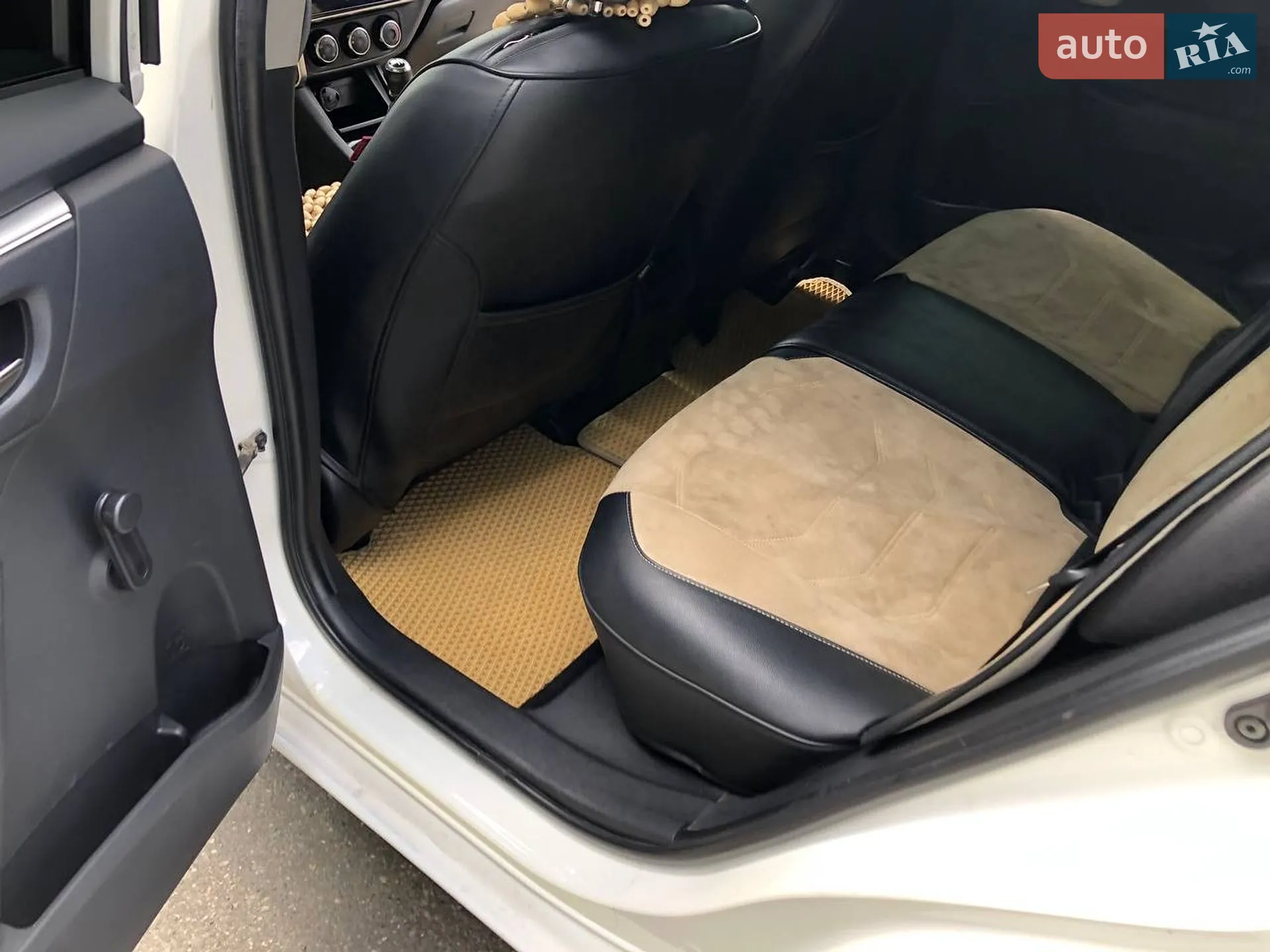 2016 Toyota Corolla - мініатюра 15