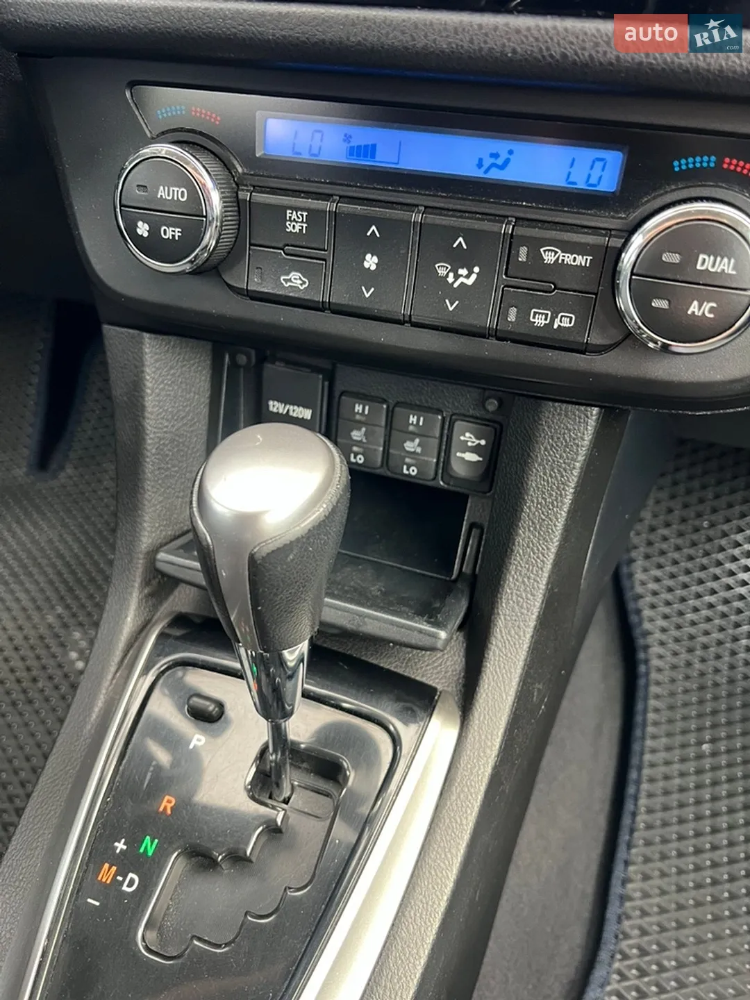 2014 Toyota Corolla - мініатюра 21