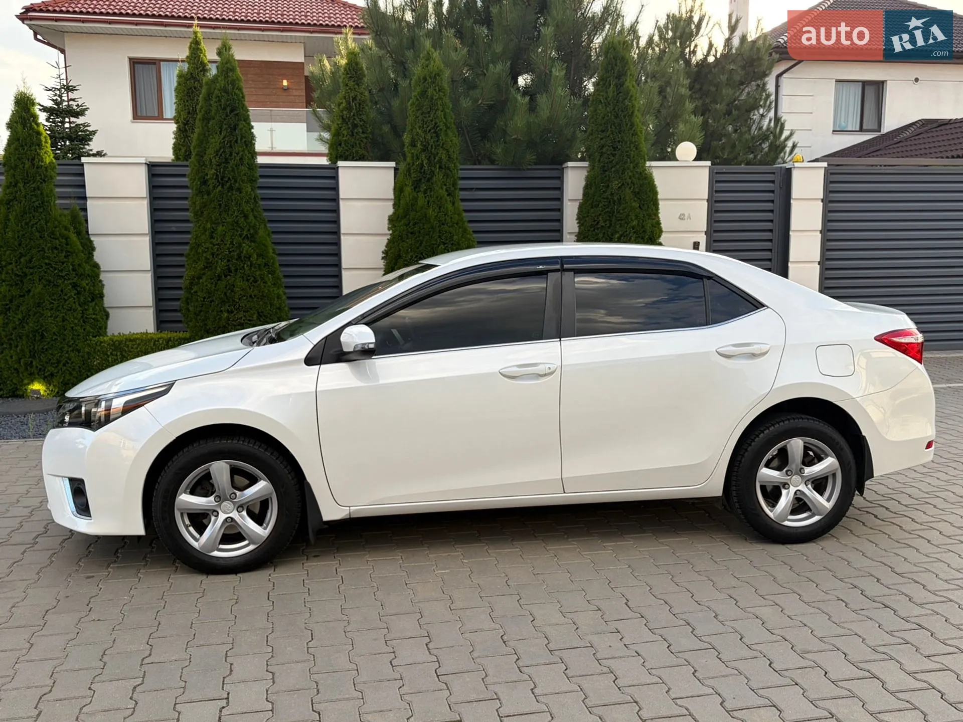 2013 Toyota Corolla - мініатюра 8