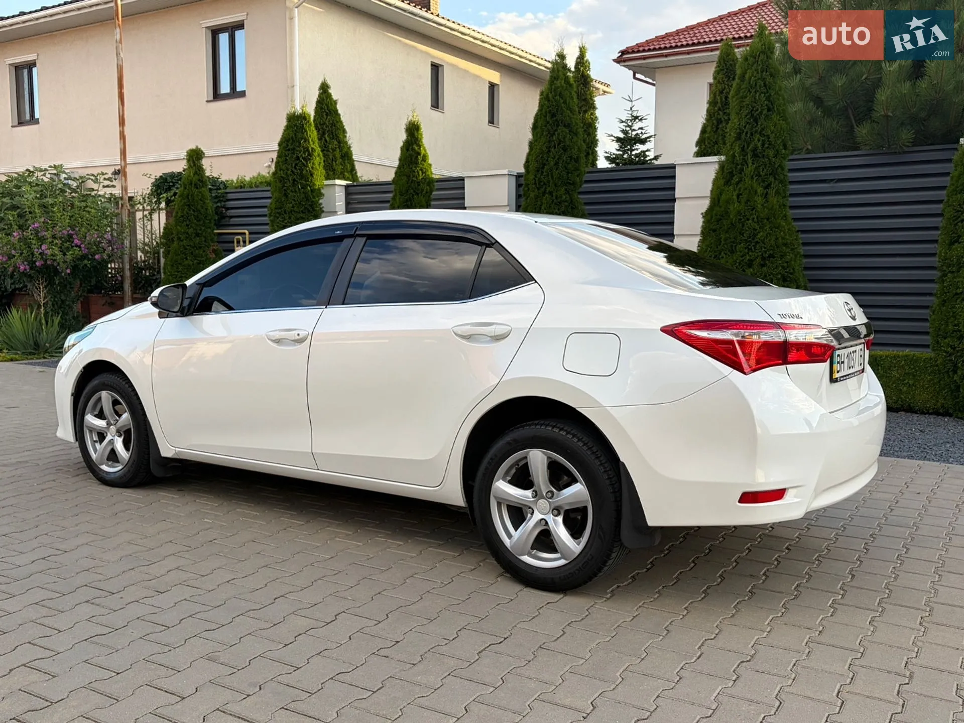 2013 Toyota Corolla - мініатюра 11