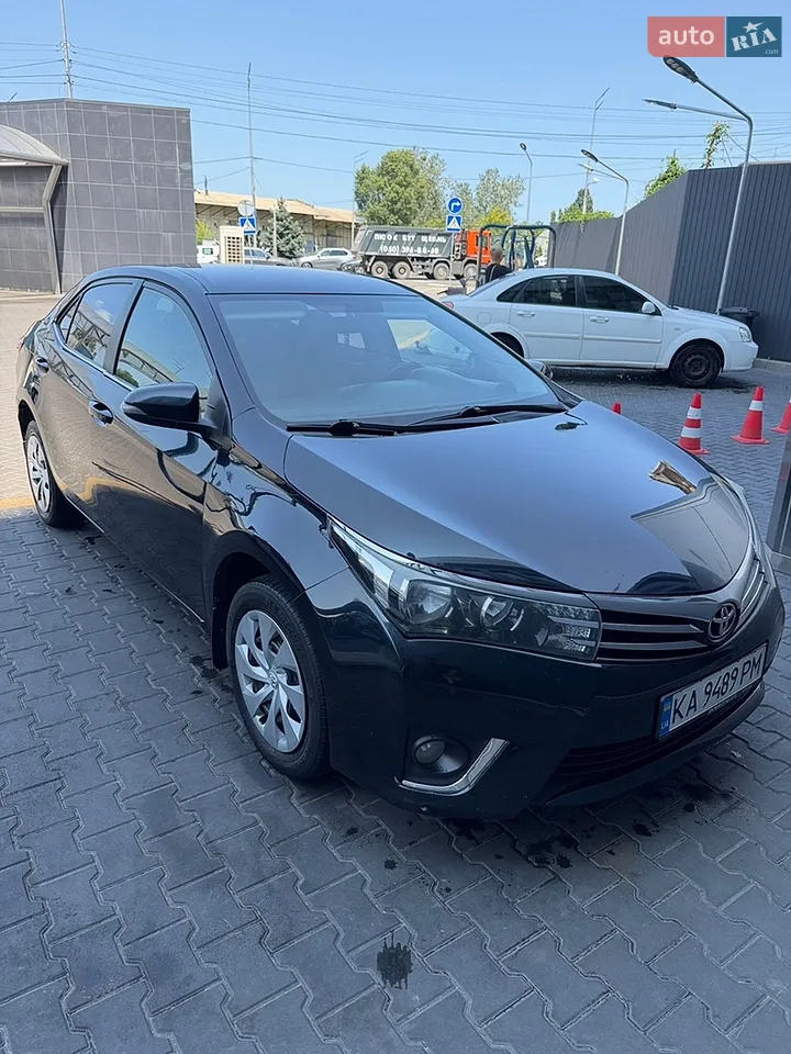 2015 Toyota Corolla - мініатюра 9