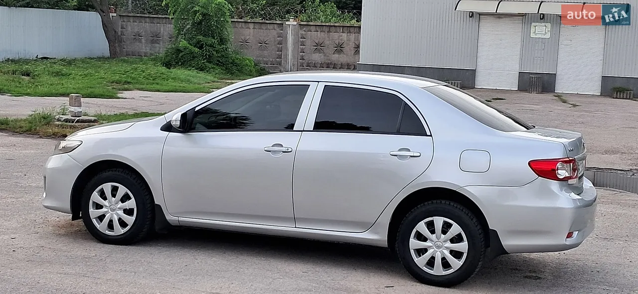 2011 Toyota Corolla - мініатюра 35