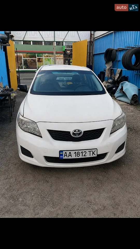 2010 Toyota Corolla - мініатюра 16