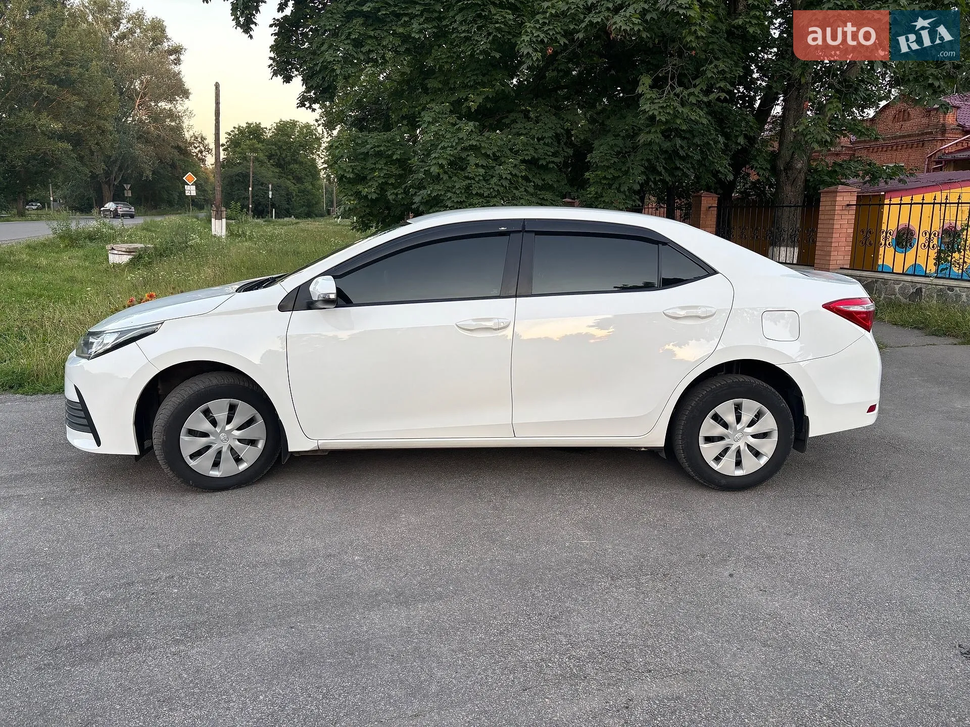 2017 Toyota Corolla - мініатюра 6
