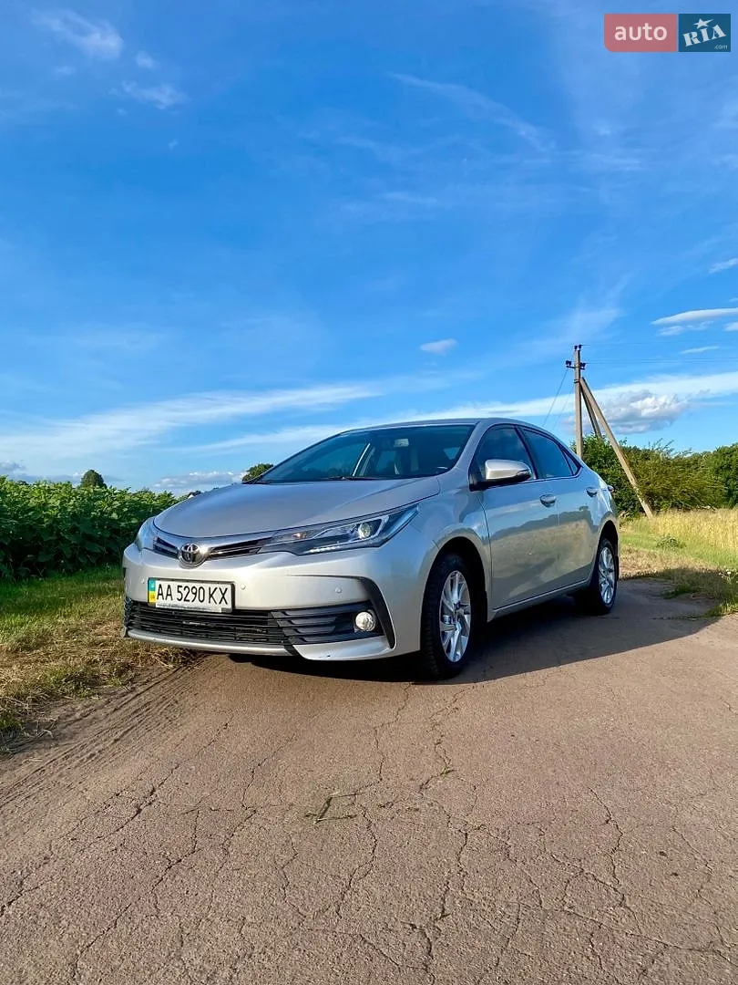 2016 Toyota Corolla - фото 1