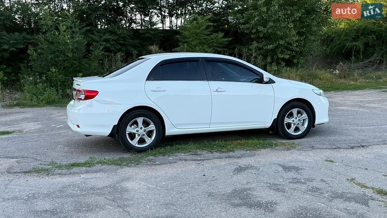 2011 Toyota Corolla - мініатюра 14