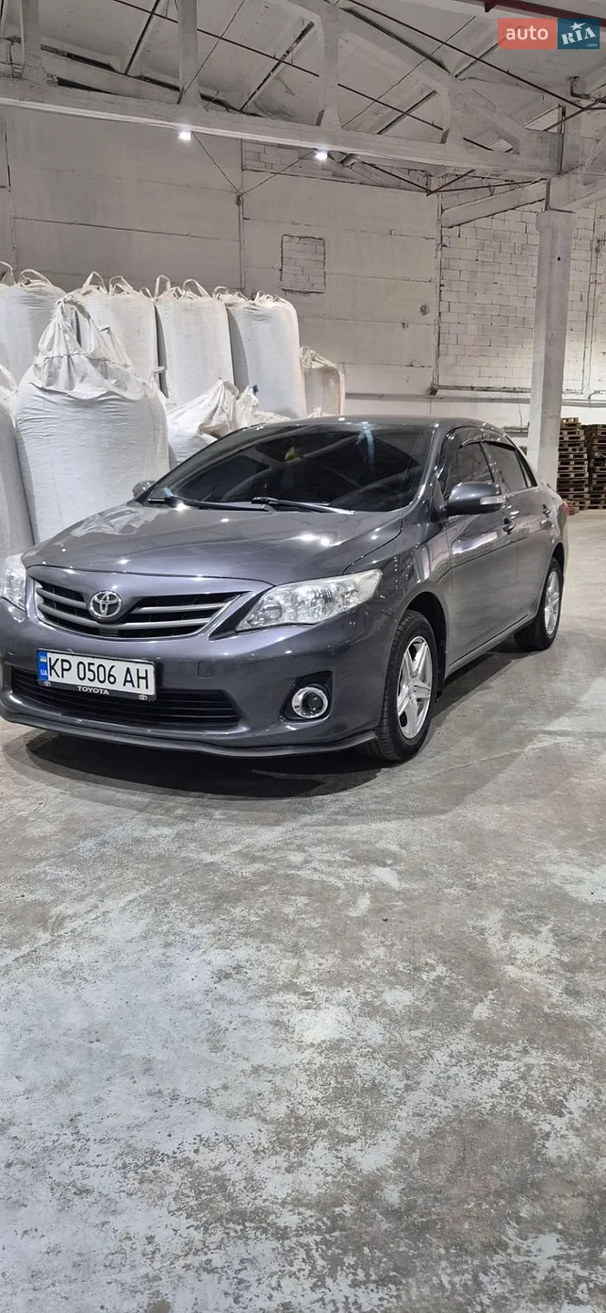 Toyota Corolla 2018 VIN 5YFBURHE1JP818300 фото оголошення 18 з 21