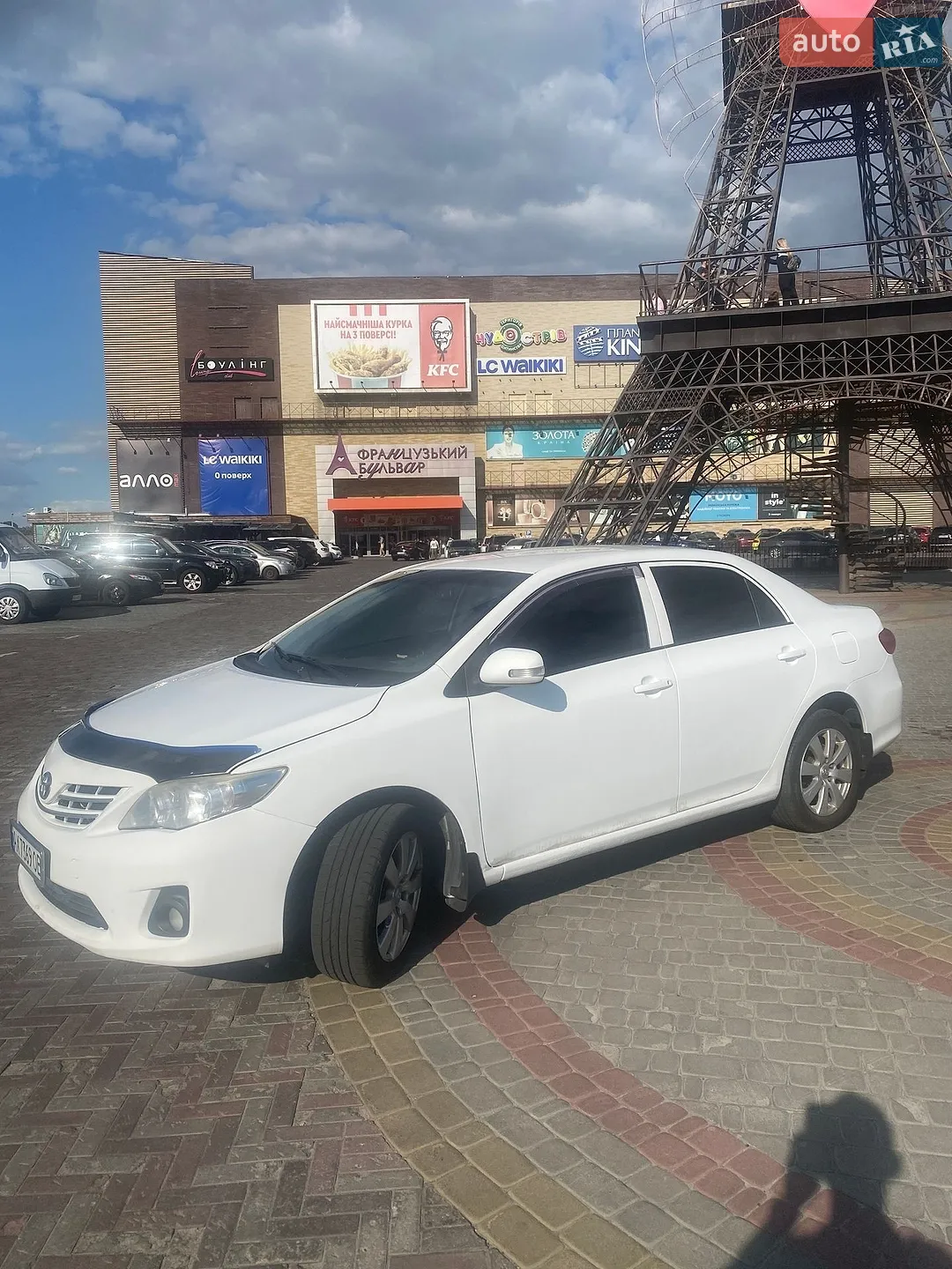 2010 Toyota Corolla - мініатюра 2