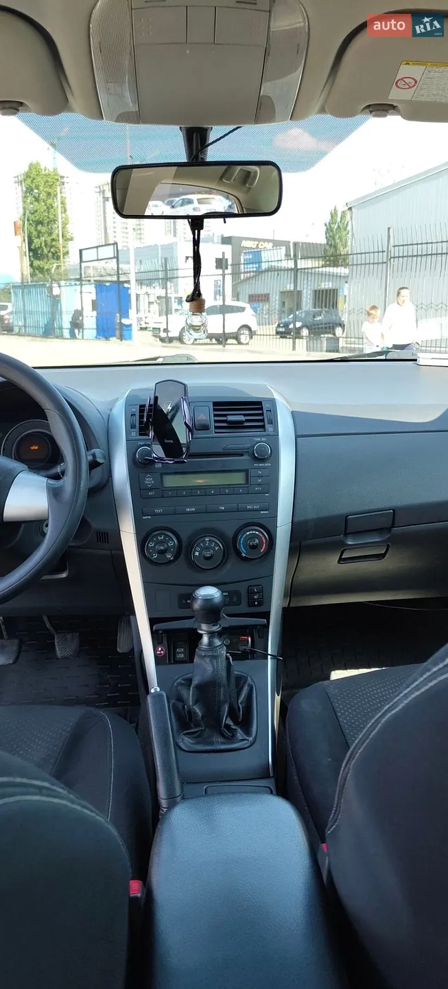 2012 Toyota Corolla - мініатюра 32