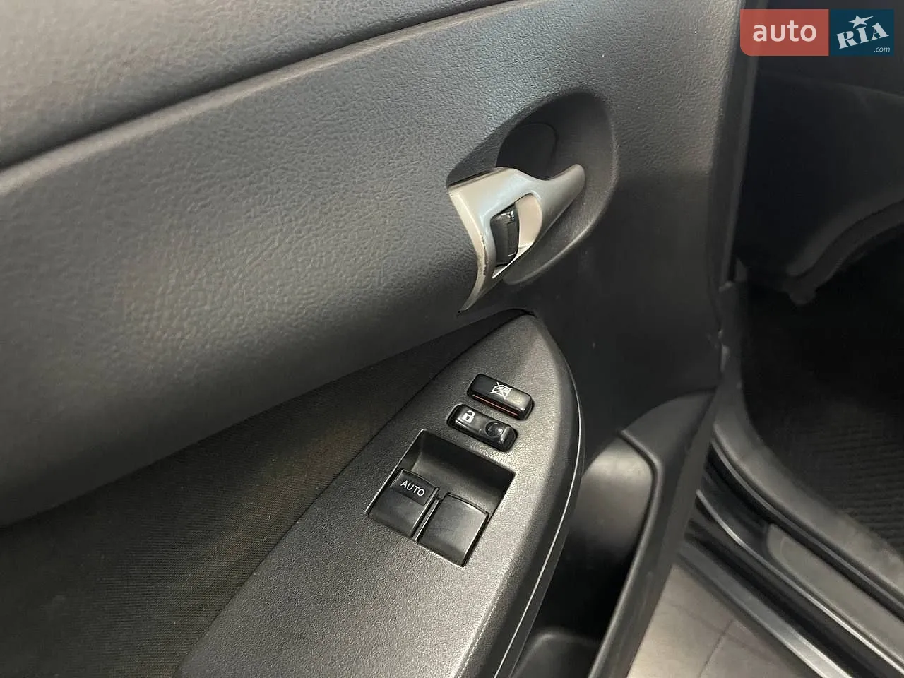 2012 Toyota Corolla - мініатюра 15