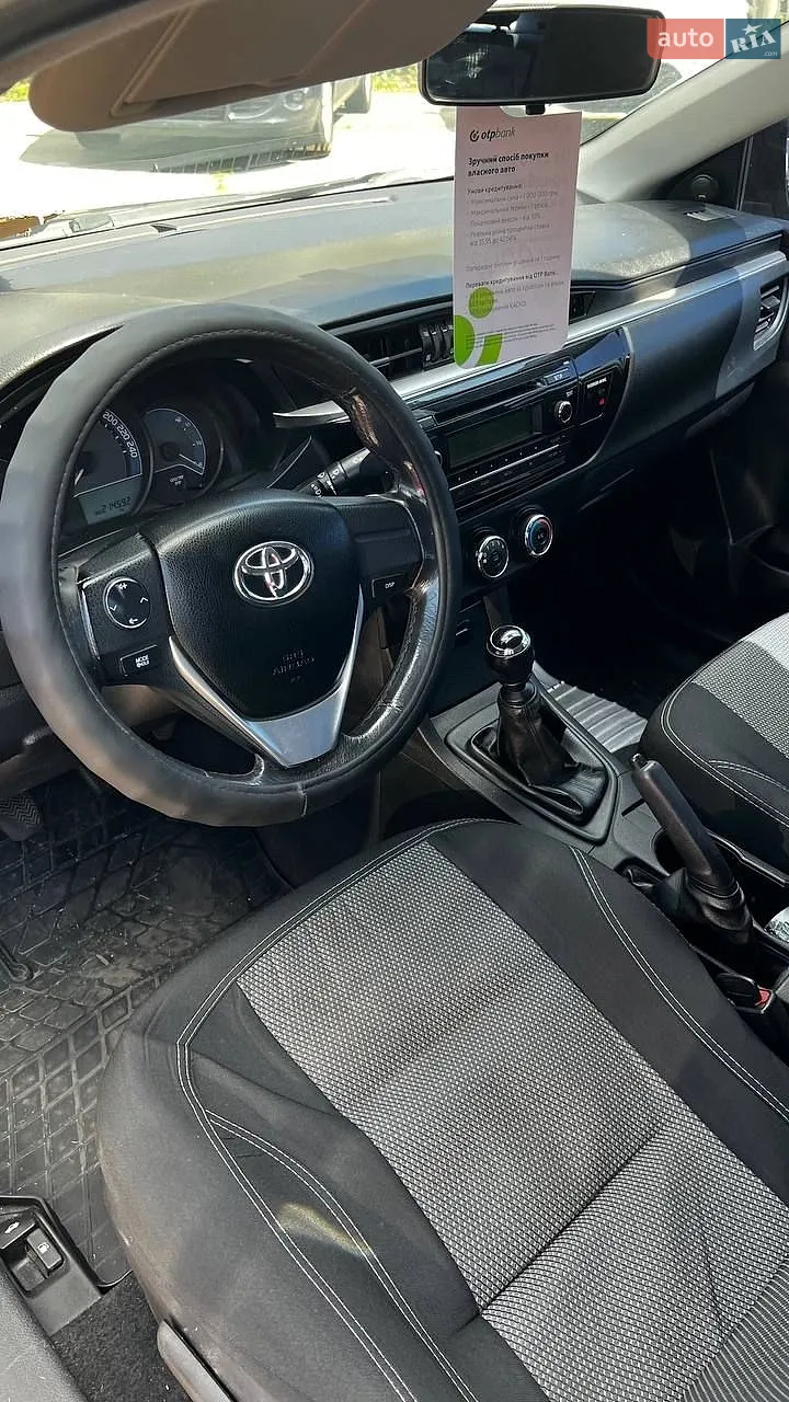 2013 Toyota Corolla - мініатюра 8