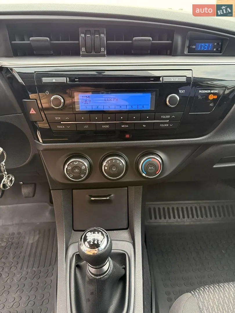 2013 Toyota Corolla - мініатюра 24