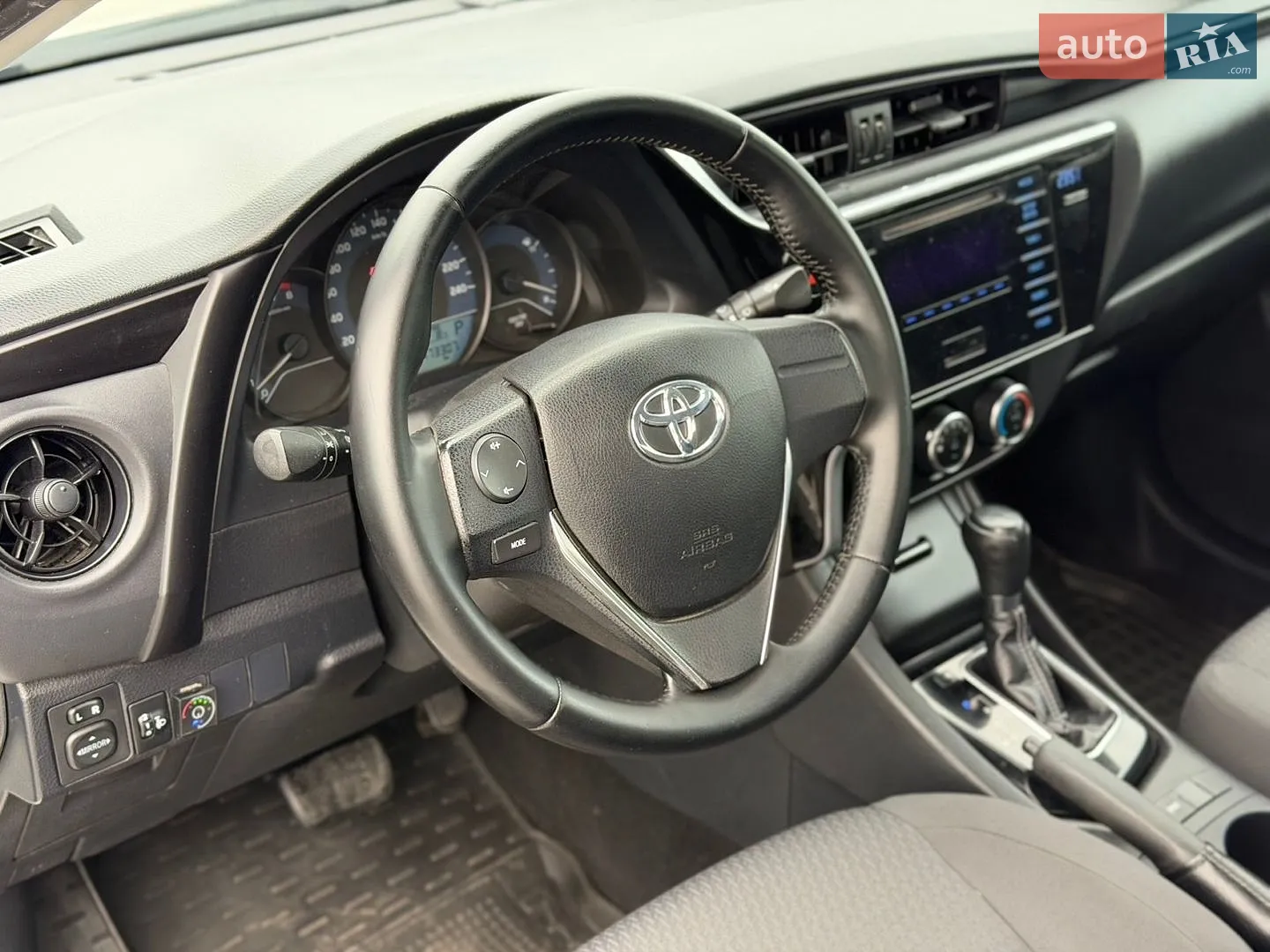 2017 Toyota Corolla - мініатюра 25