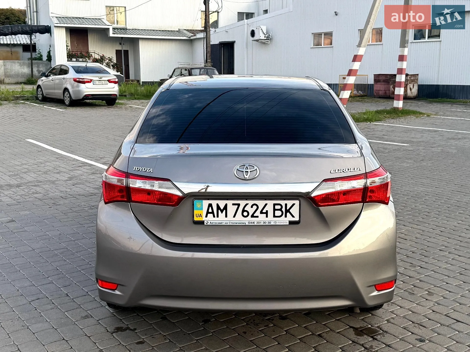 2013 Toyota Corolla - мініатюра 8