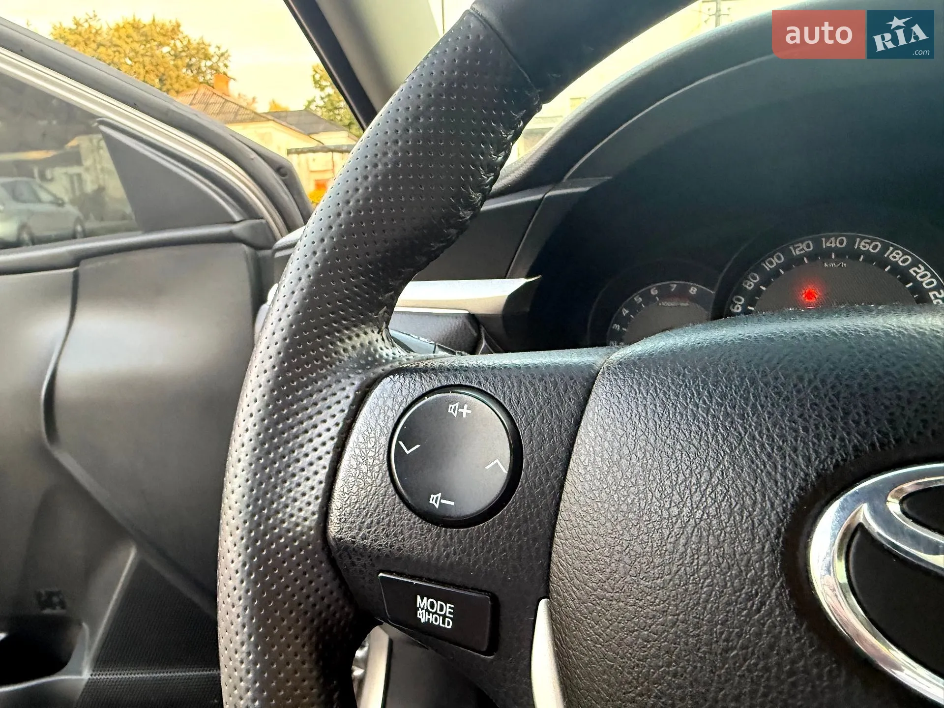 2013 Toyota Corolla - мініатюра 27