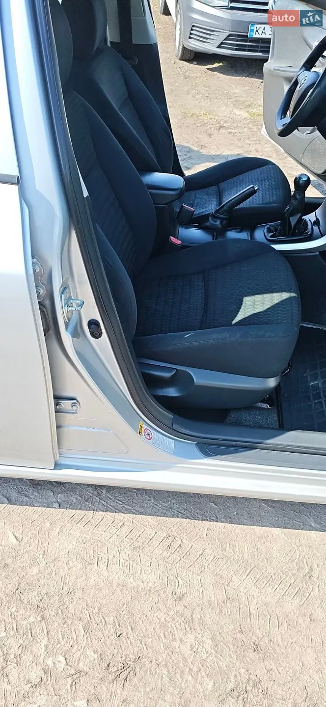 2012 Toyota Corolla - мініатюра 12