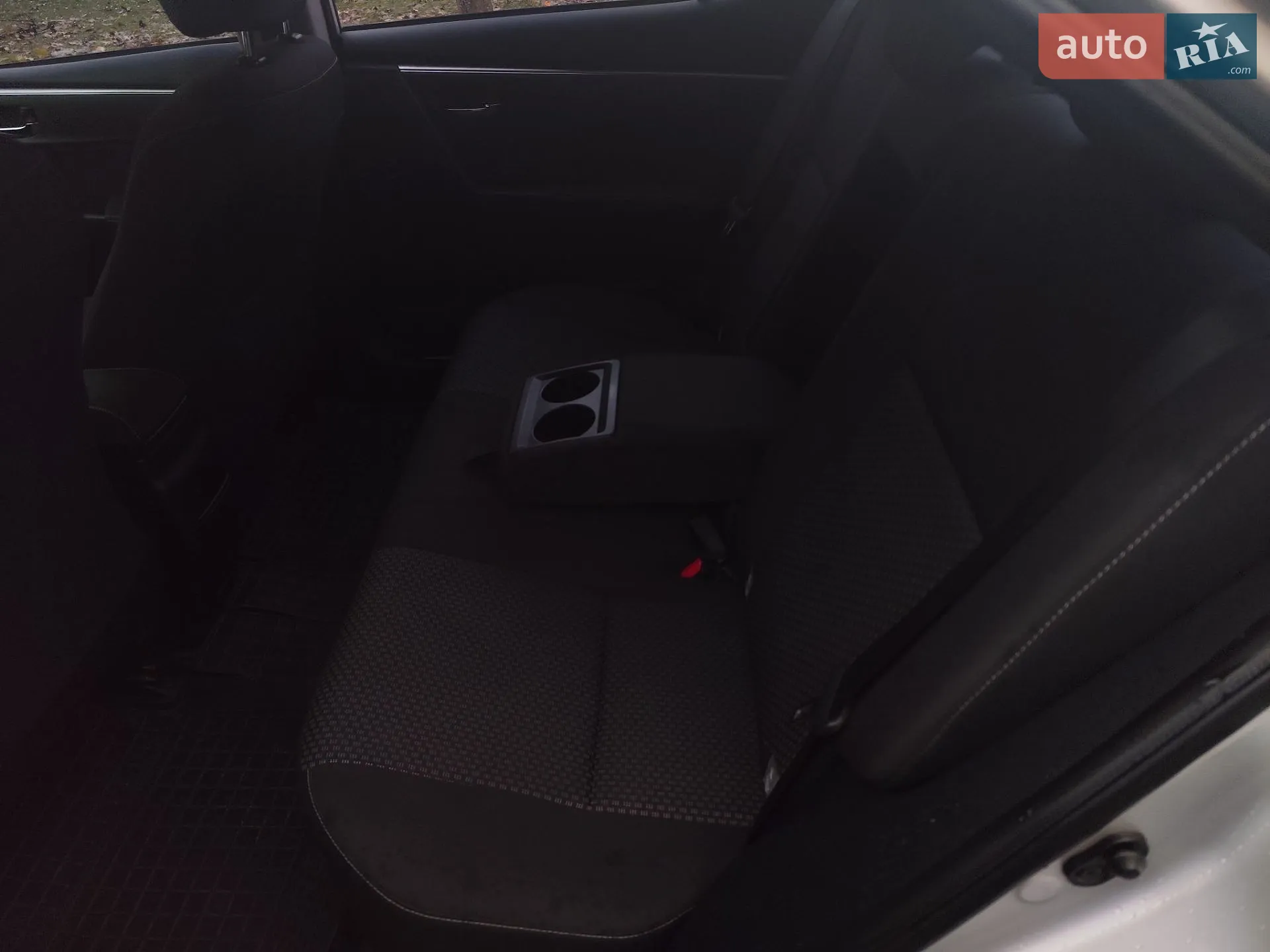 2015 Toyota Corolla - мініатюра 11
