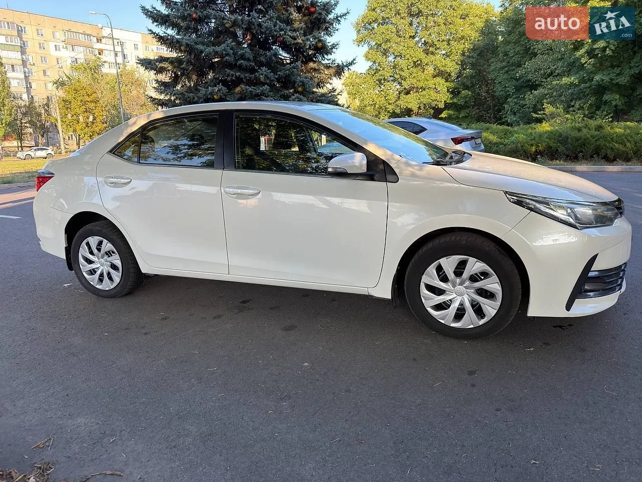 2016 Toyota Corolla - мініатюра 16