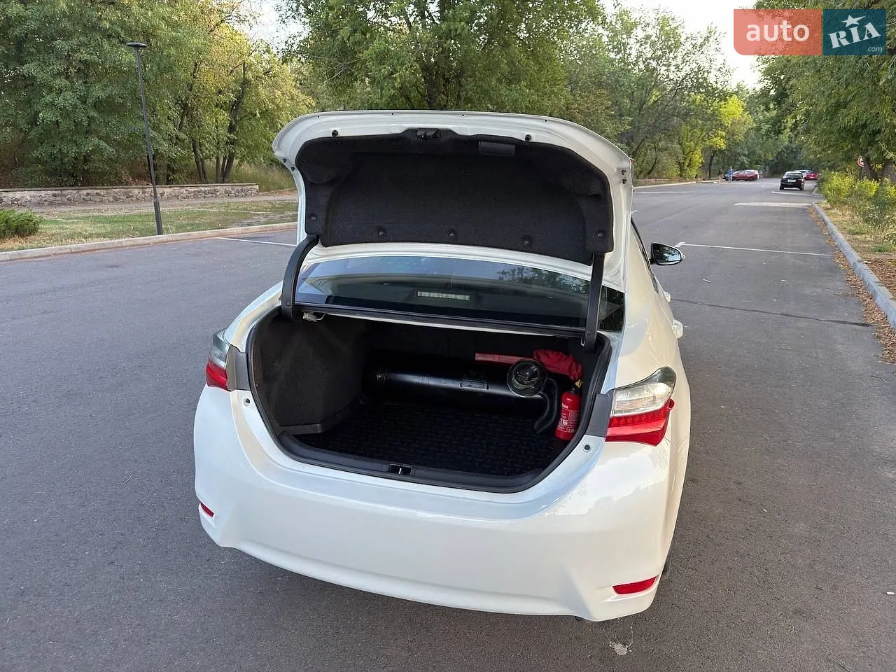2016 Toyota Corolla - мініатюра 19