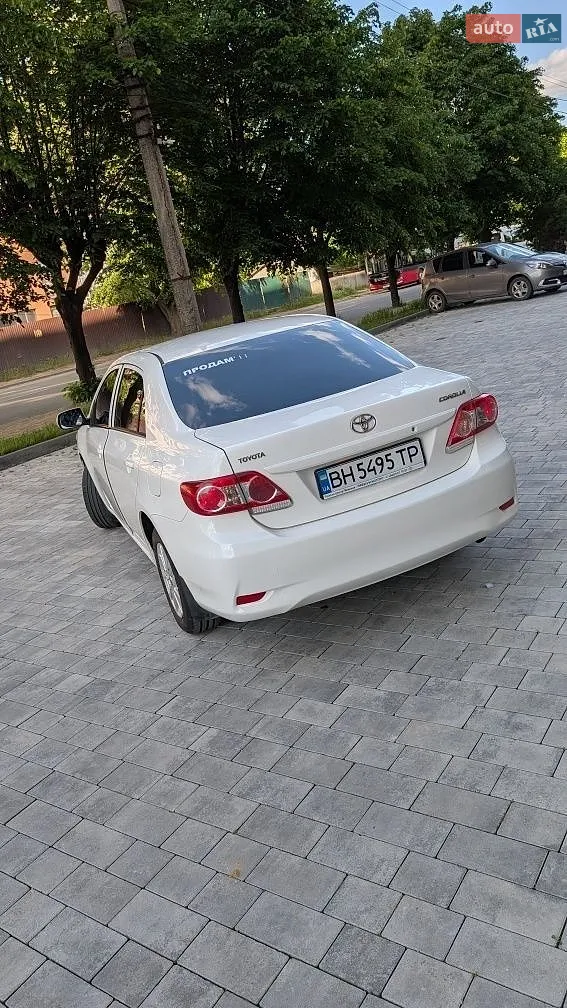 2011 Toyota Corolla - мініатюра 4