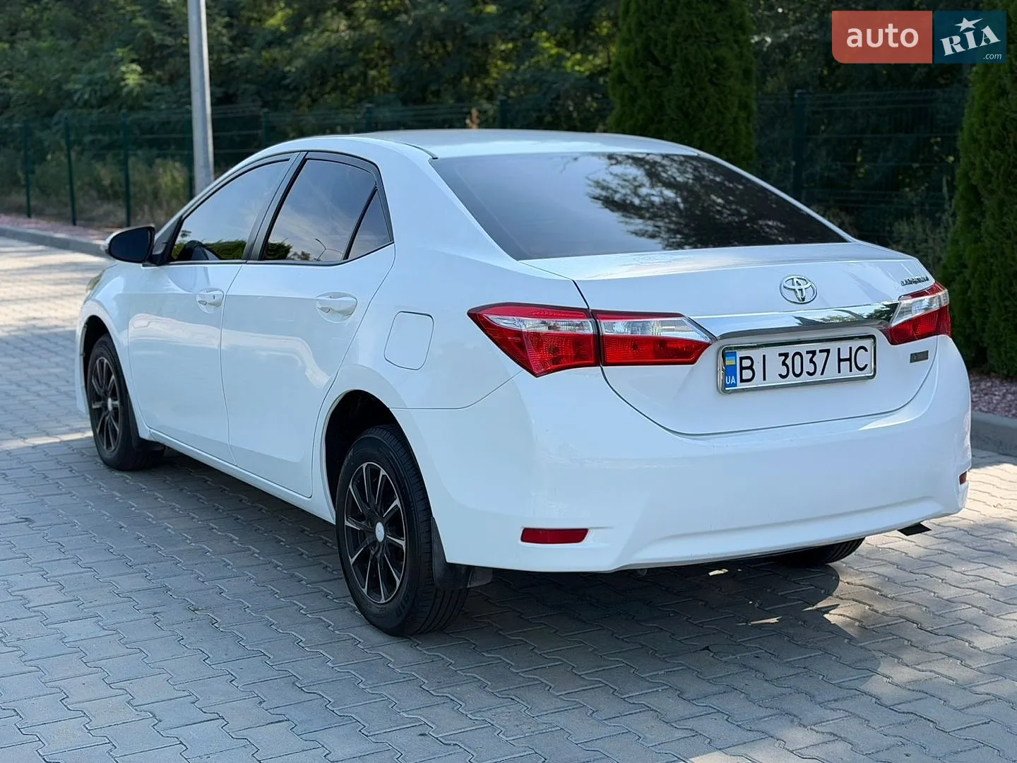 2016 Toyota Corolla - мініатюра 11