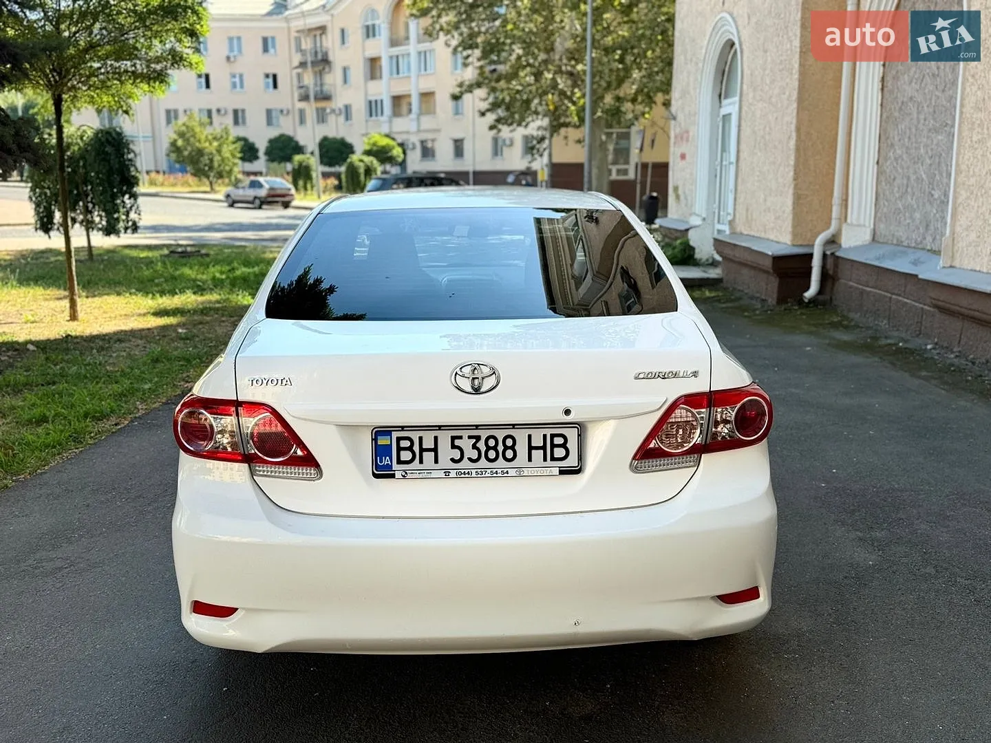 2010 Toyota Corolla - мініатюра 20