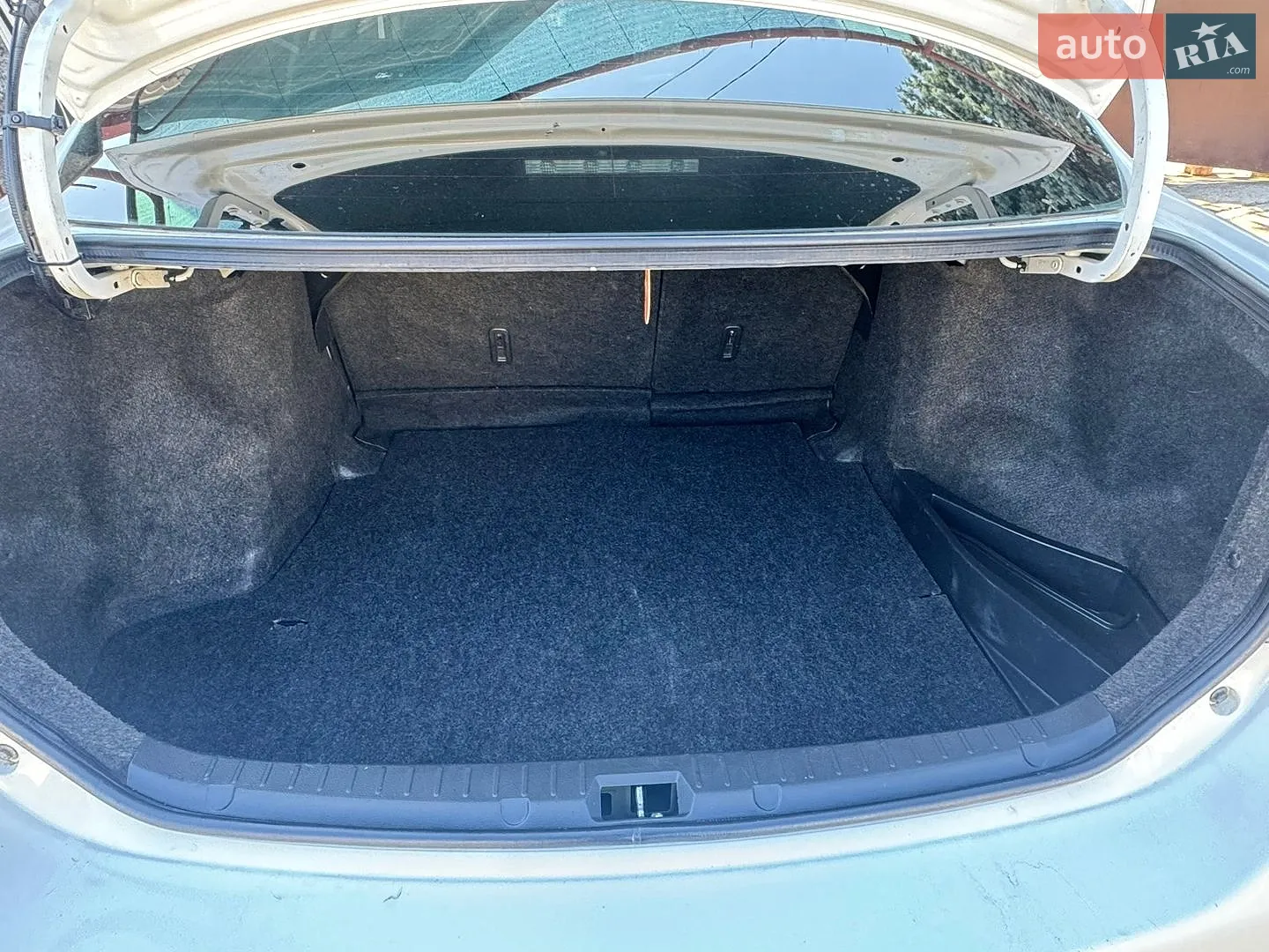 2010 Toyota Corolla - мініатюра 22