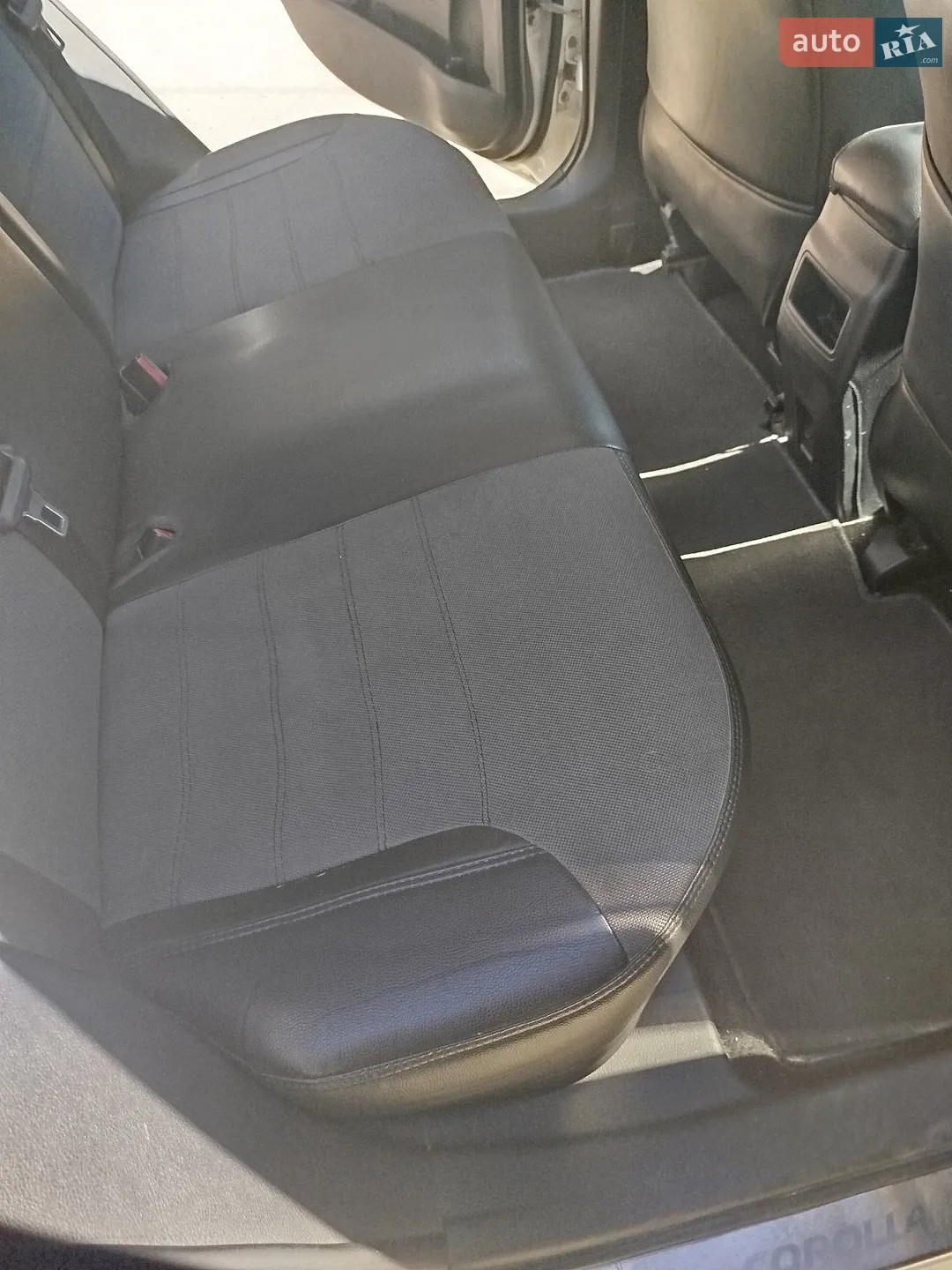 2016 Toyota Corolla - мініатюра 9