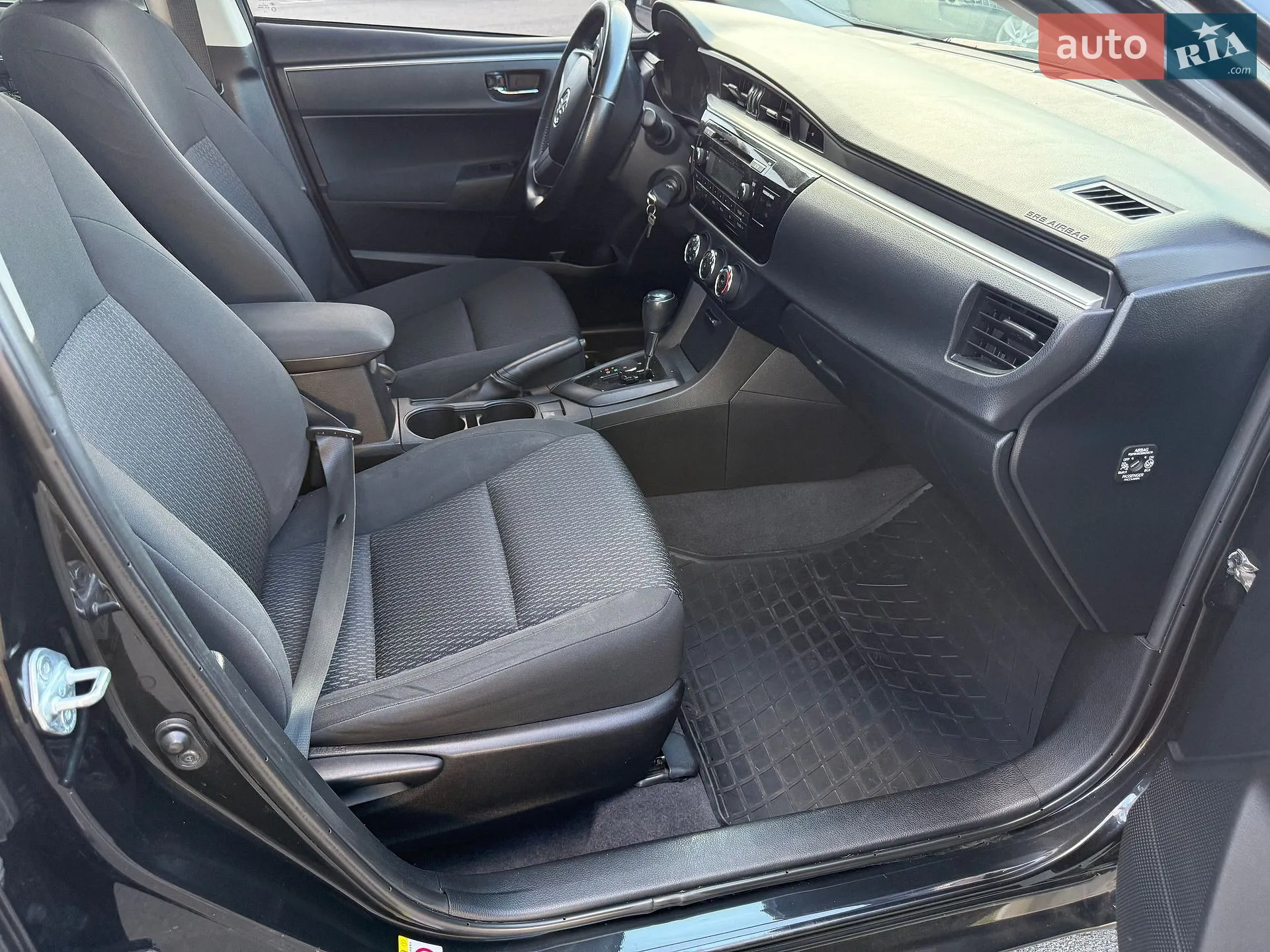 2013 Toyota Corolla - мініатюра 11