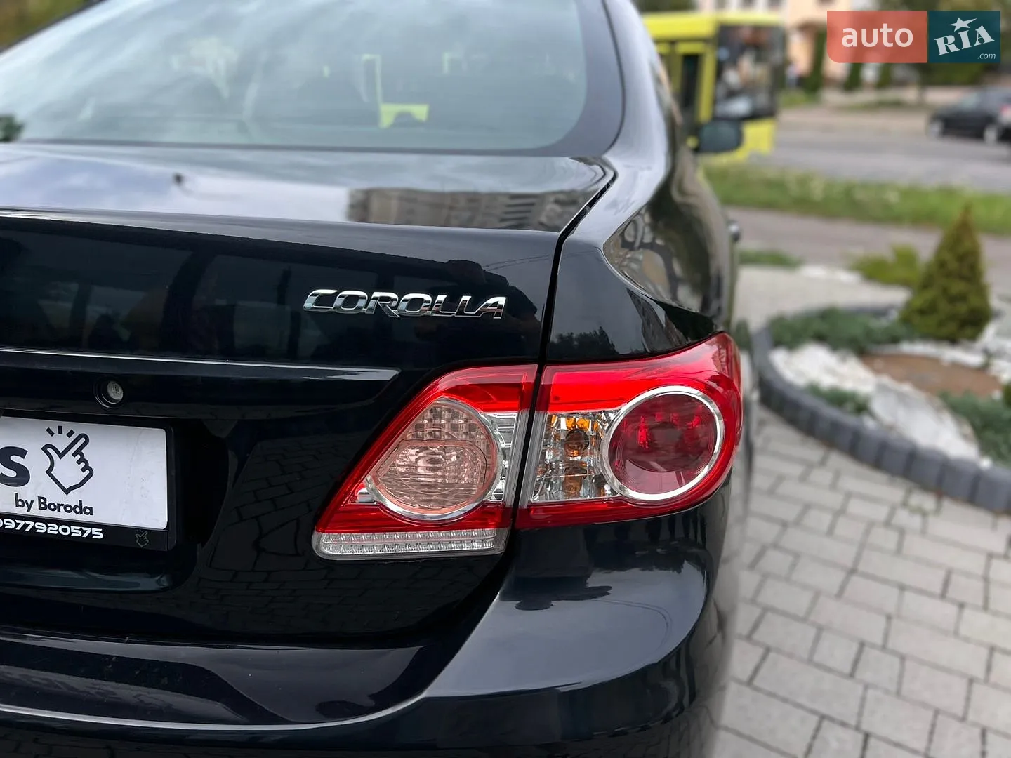 2011 Toyota Corolla - мініатюра 8