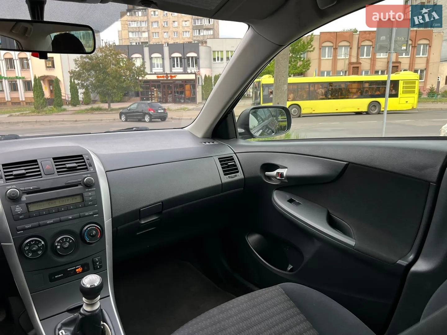 2011 Toyota Corolla - мініатюра 21