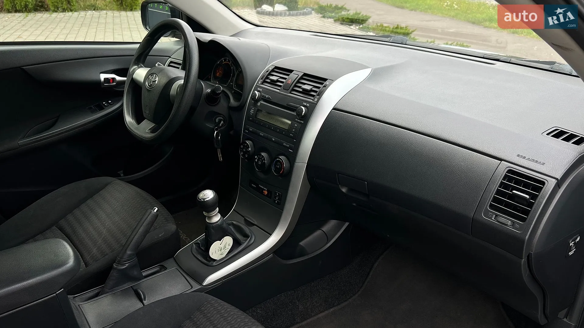 2011 Toyota Corolla - мініатюра 27